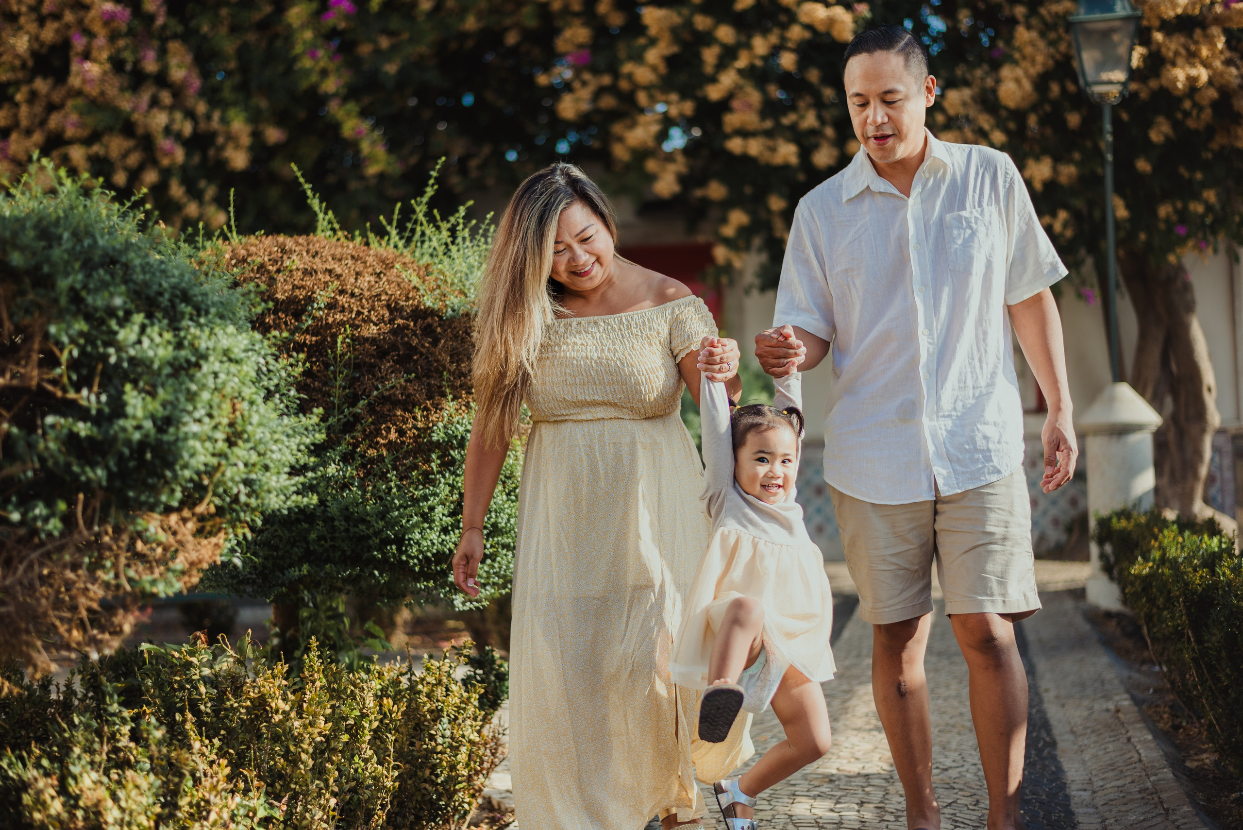 Joy and Family. Lifestyle, wedding and family photographer