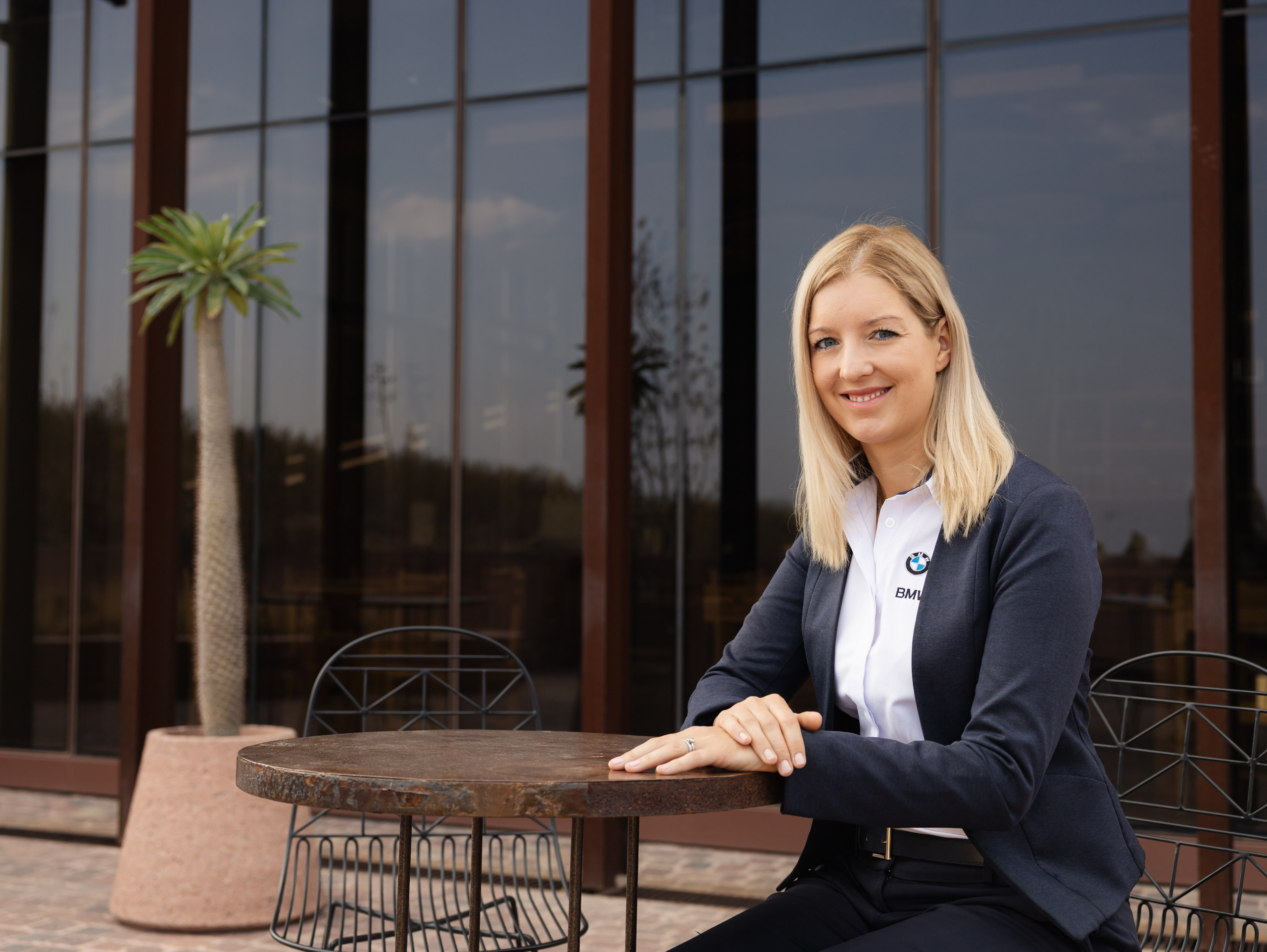 Women Business Portrait. Lifestyle a rodinná fotografka v Pisku Oxana Telupilova