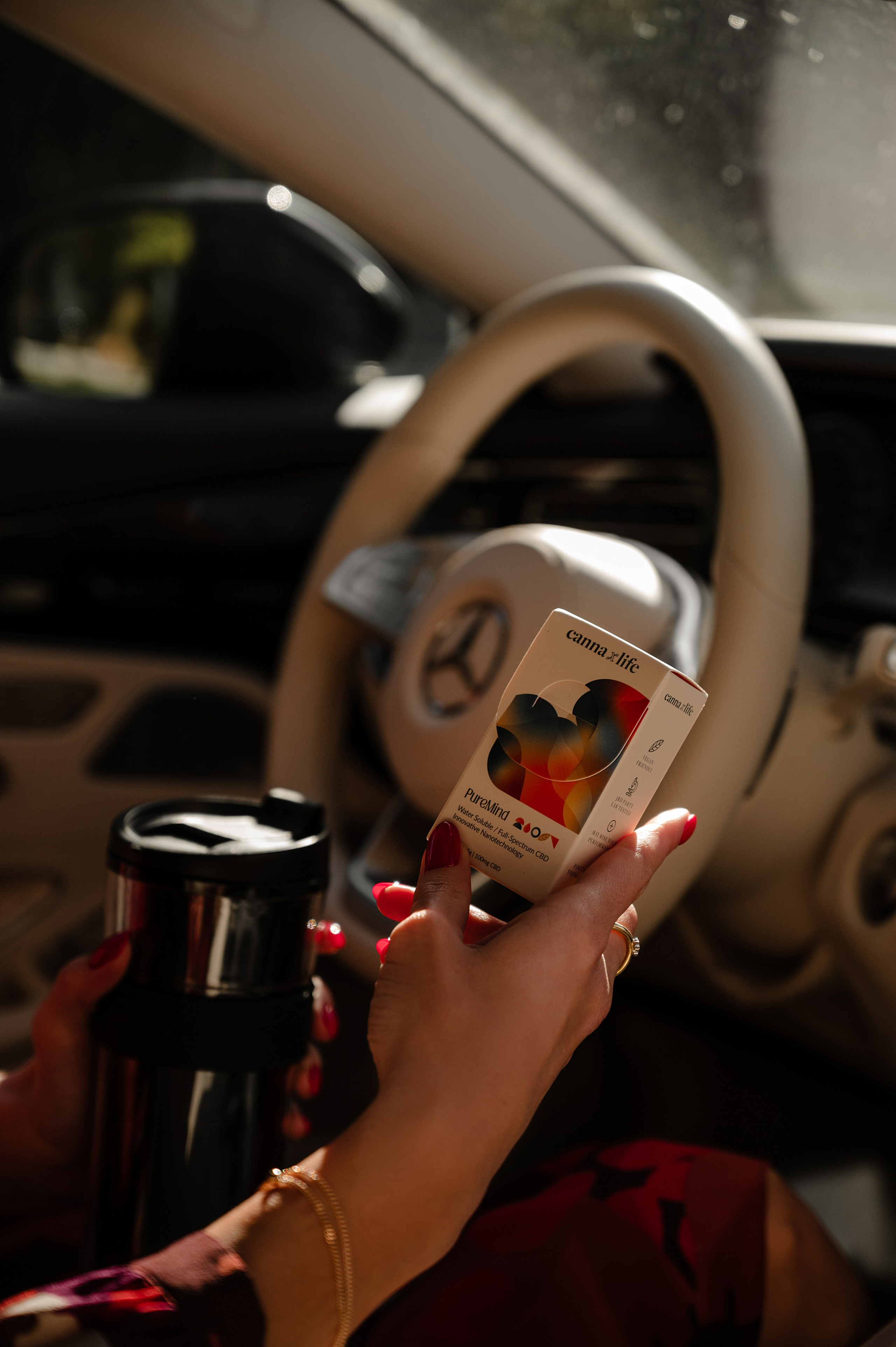 CannaXlife CBD products. ANNA-MARIA PHOTO CONTENT CREATOR — фотограф, естет, художник і візуальний експерт Instagram у Празі