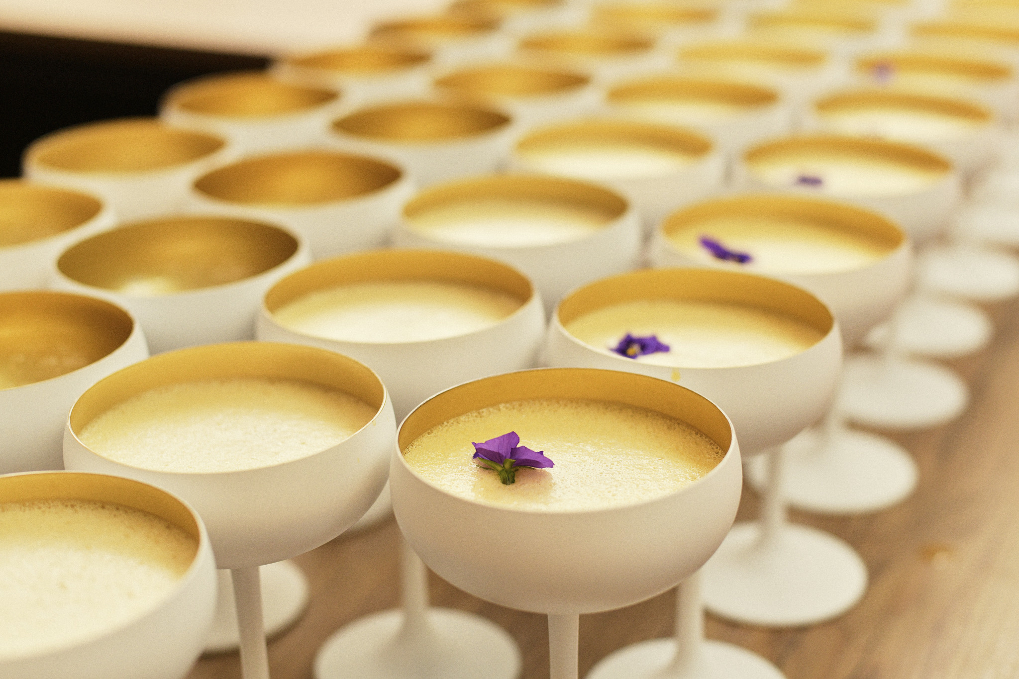 Hindoestaanse bruiloften in Amsterdam. Portret, trouw en familie fotograaf in Amsterdam en Almere