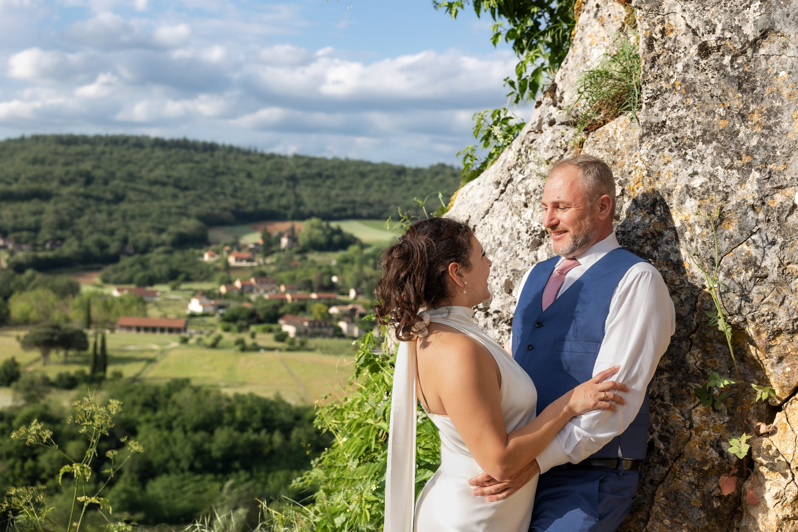Elopement near Saint-Cirq-Lapopie. Crystal&Robert. Евгения Смирнова — фотограф в Тулузе и юго-западной Франции