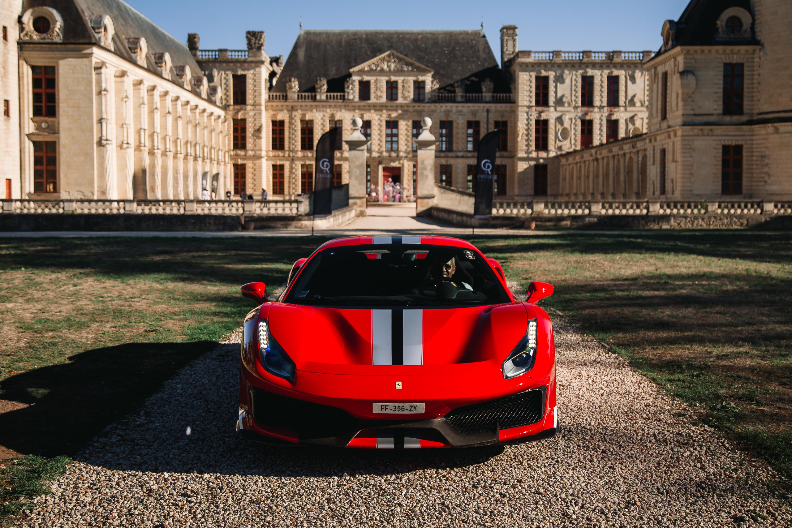 Ferrari 488 Pista. Photographe de voitures à Paris — Vitalii Motruk
