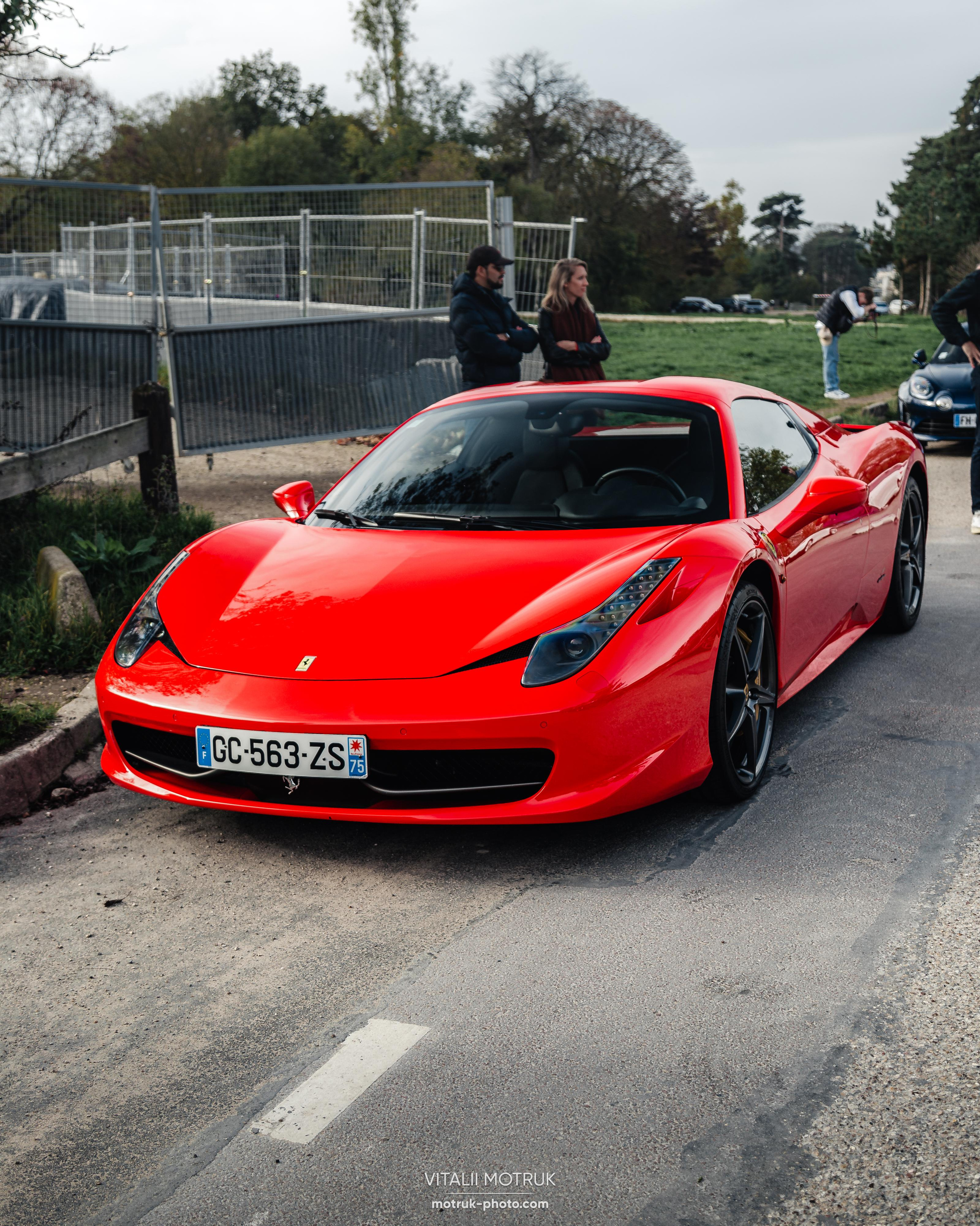Rassamblement a l’Auteuil. Photographer in Paris — Vitalii Motruk