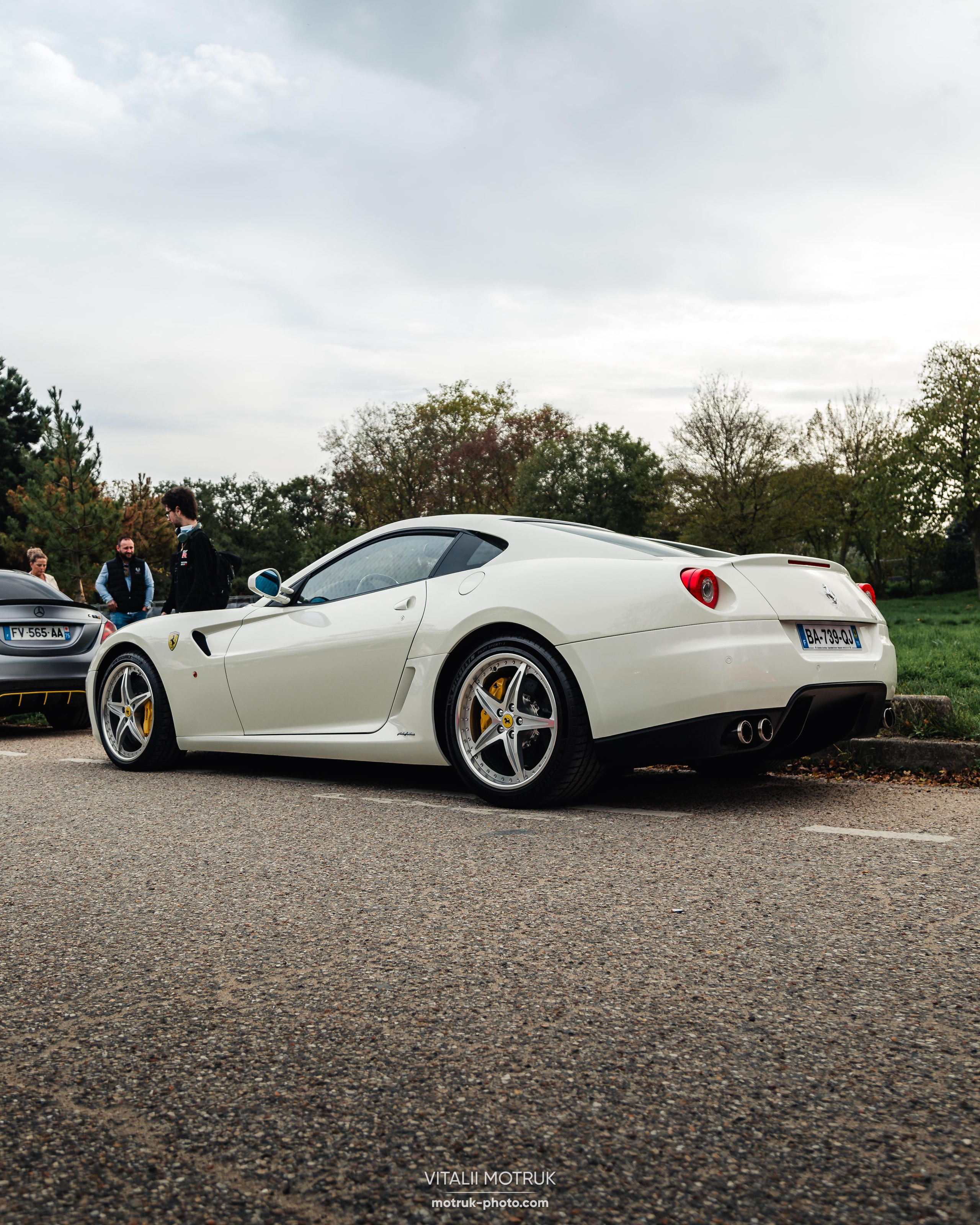 Rassamblement a l’Auteuil. Photographer in Paris — Vitalii Motruk