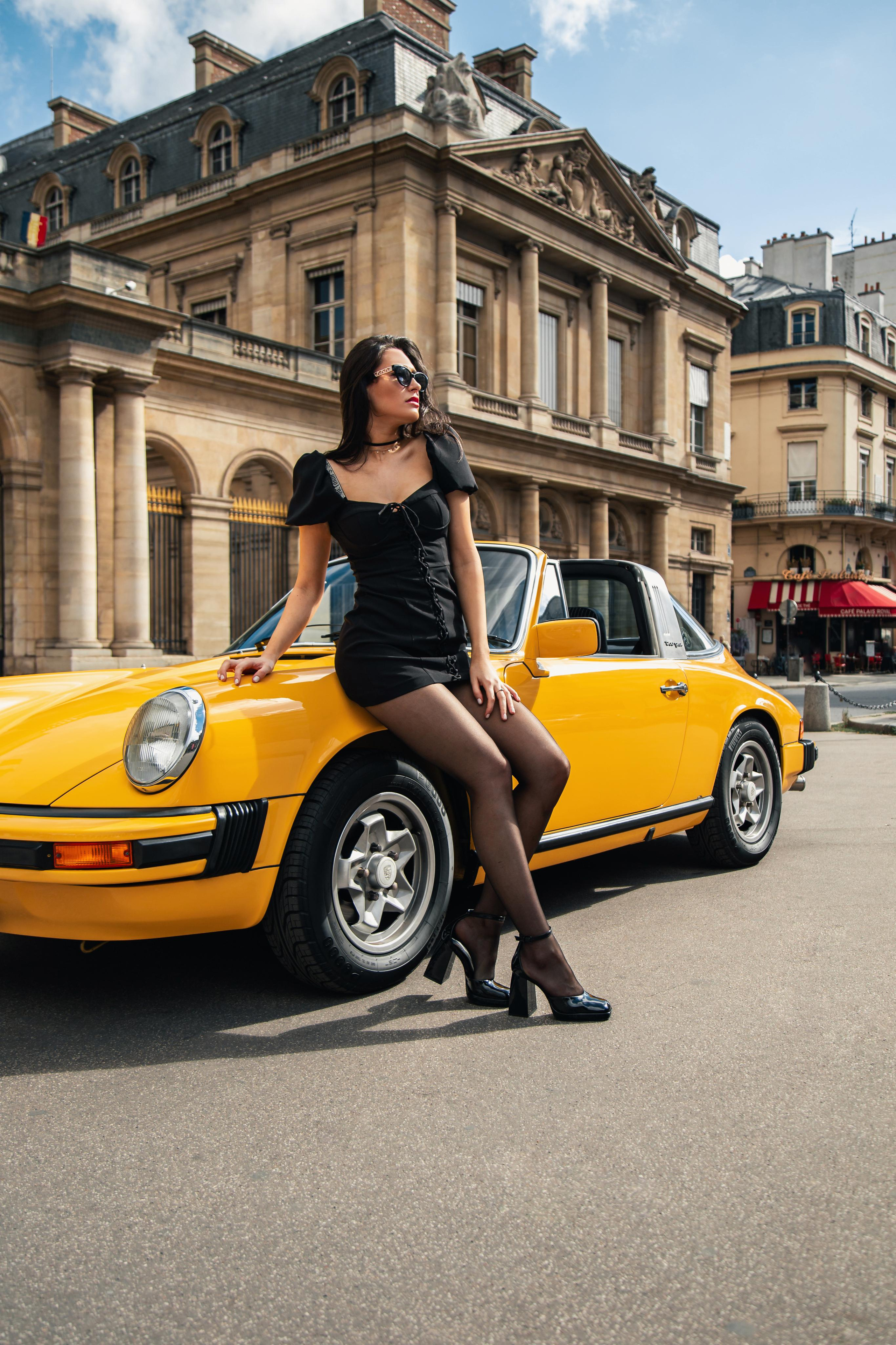 Nataliia x Porsche G-model. Photographe de voitures à Paris — Vitalii Motruk