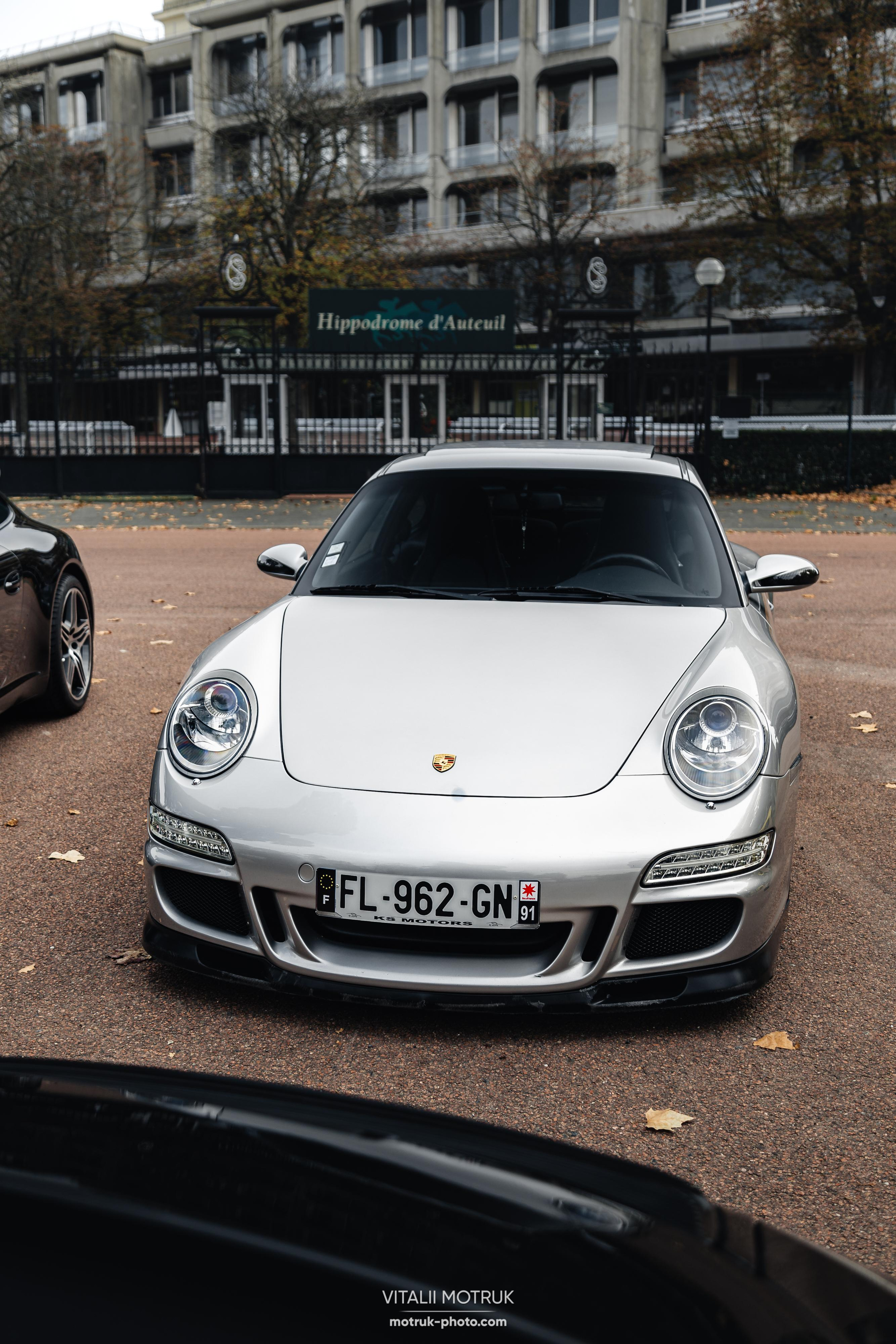 Rassamblement a l’Auteuil. Photographer in Paris — Vitalii Motruk