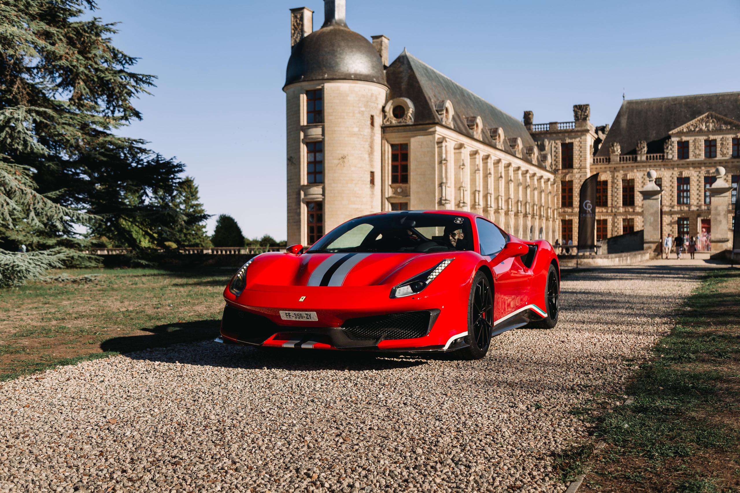 Ferrari 488 Pista. Photographe de voitures à Paris — Vitalii Motruk