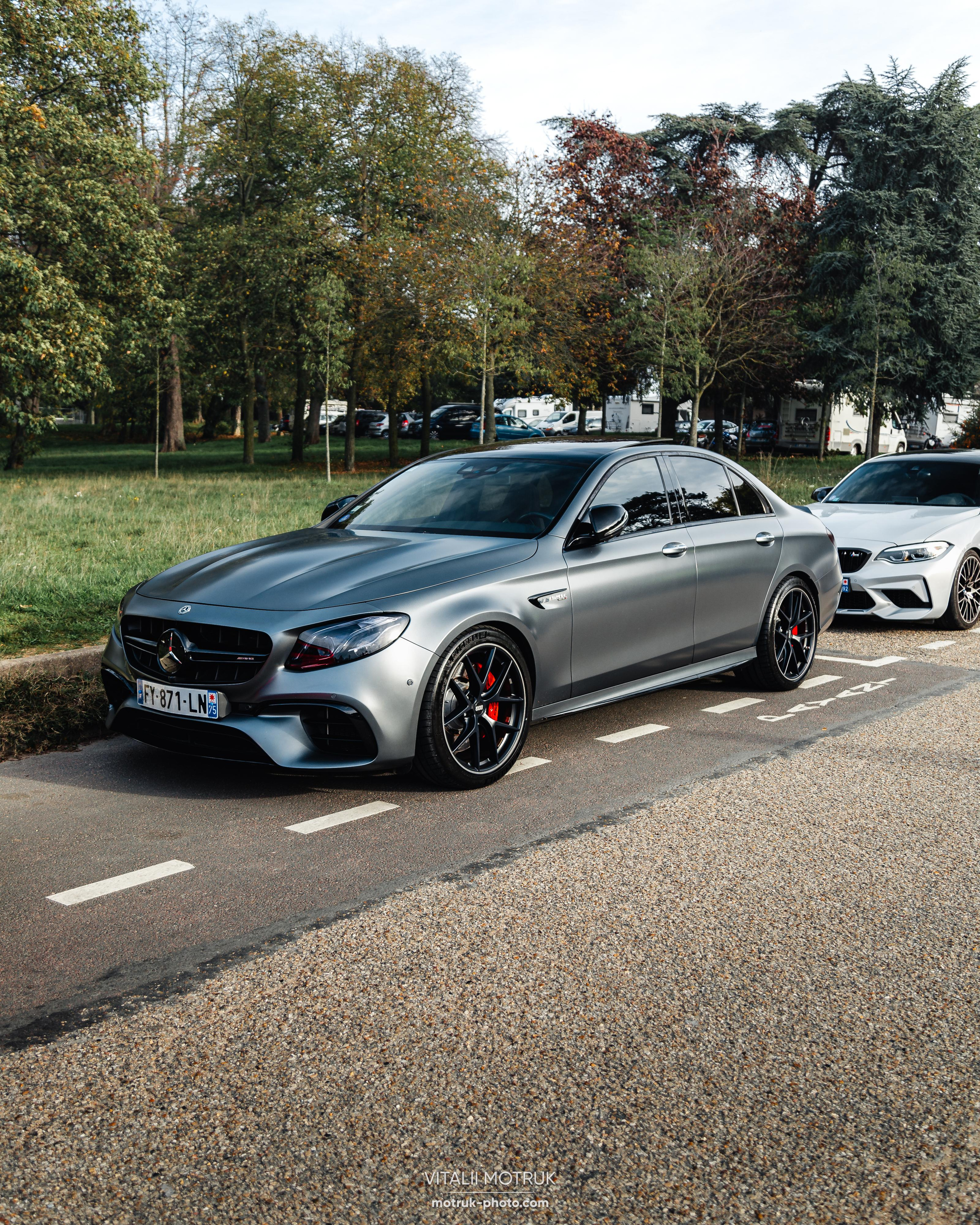 Rassamblement a l’Auteuil. Photographer in Paris — Vitalii Motruk