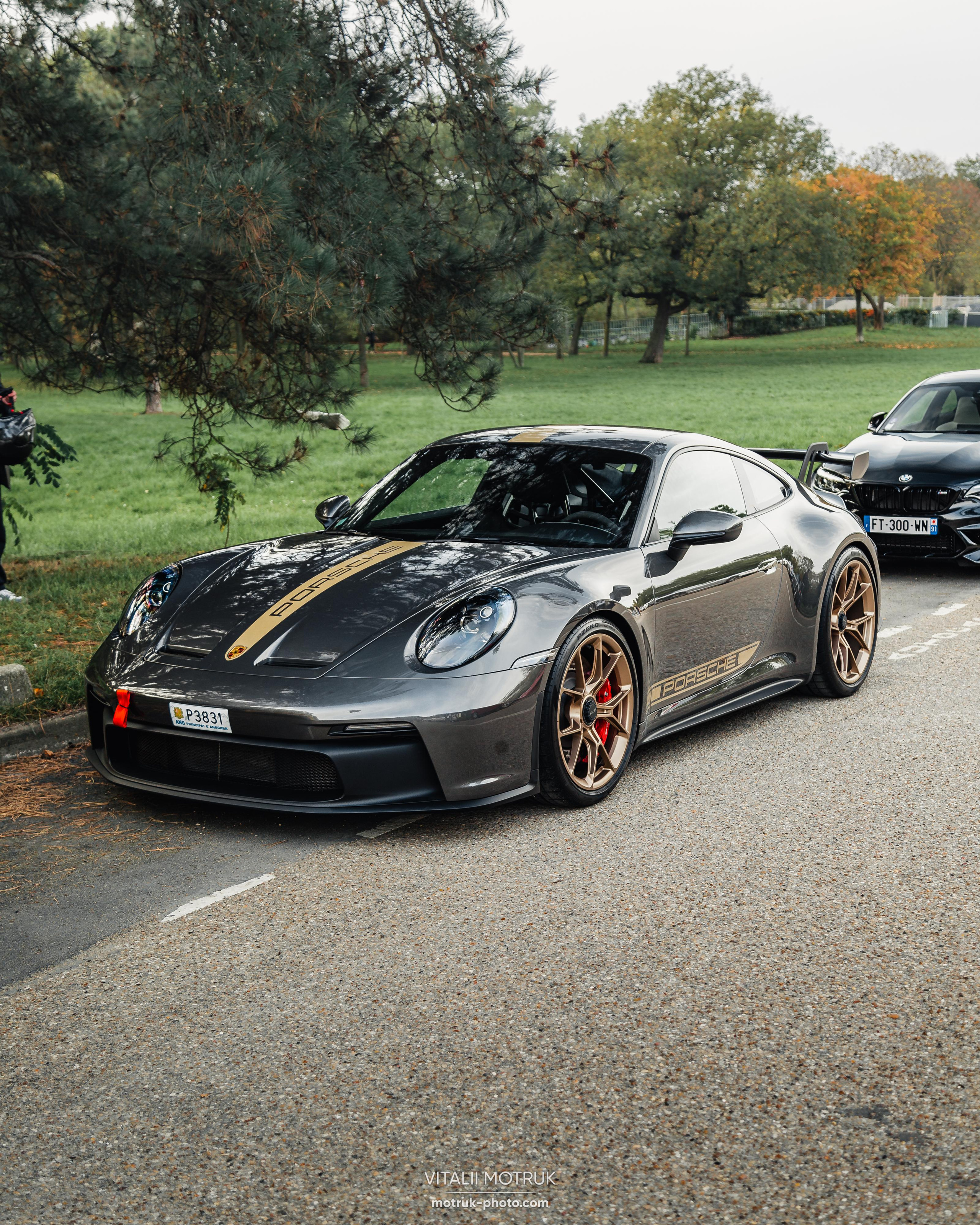 Rassamblement a l’Auteuil. Photographer in Paris — Vitalii Motruk