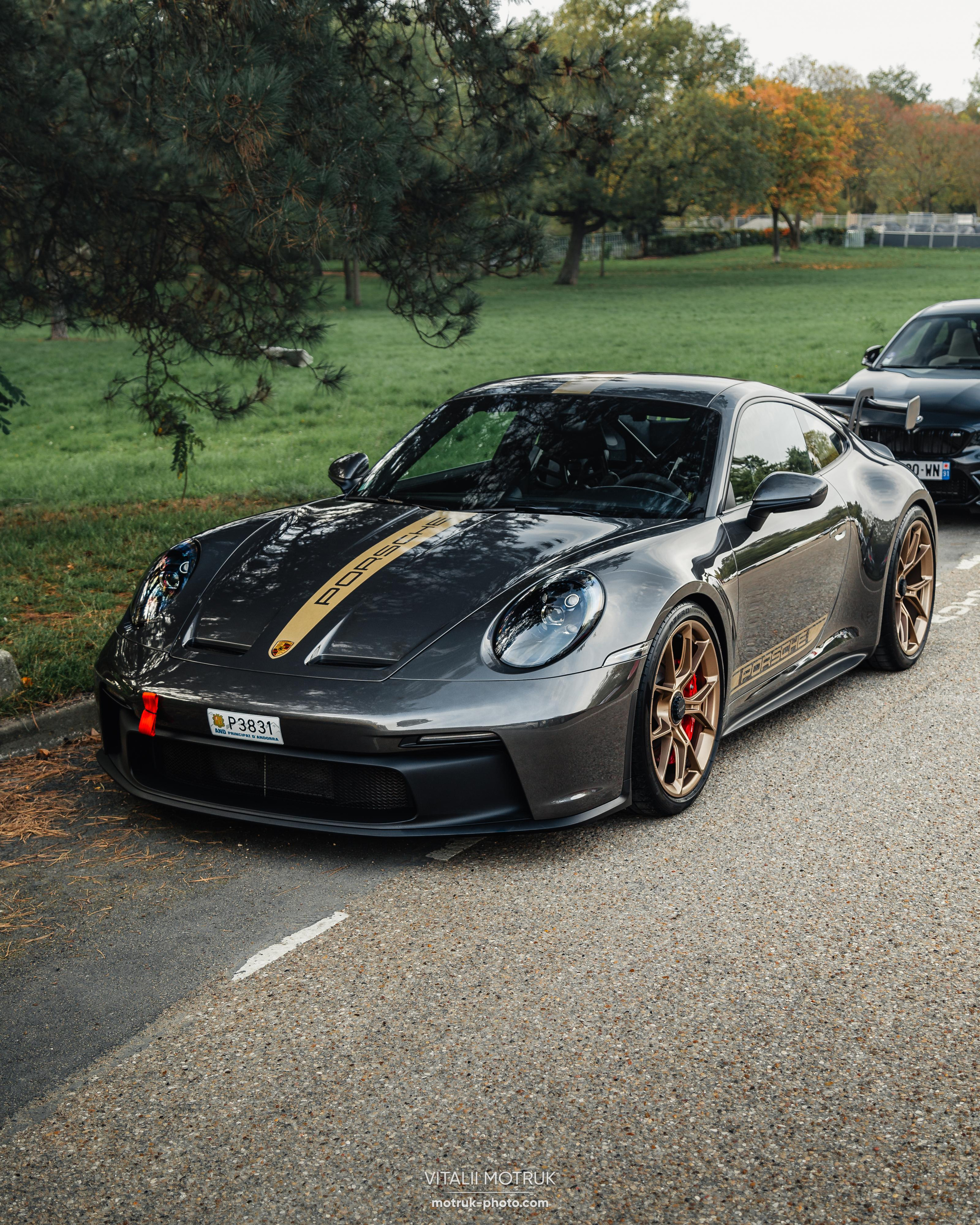 Rassamblement a l’Auteuil. Photographer in Paris — Vitalii Motruk