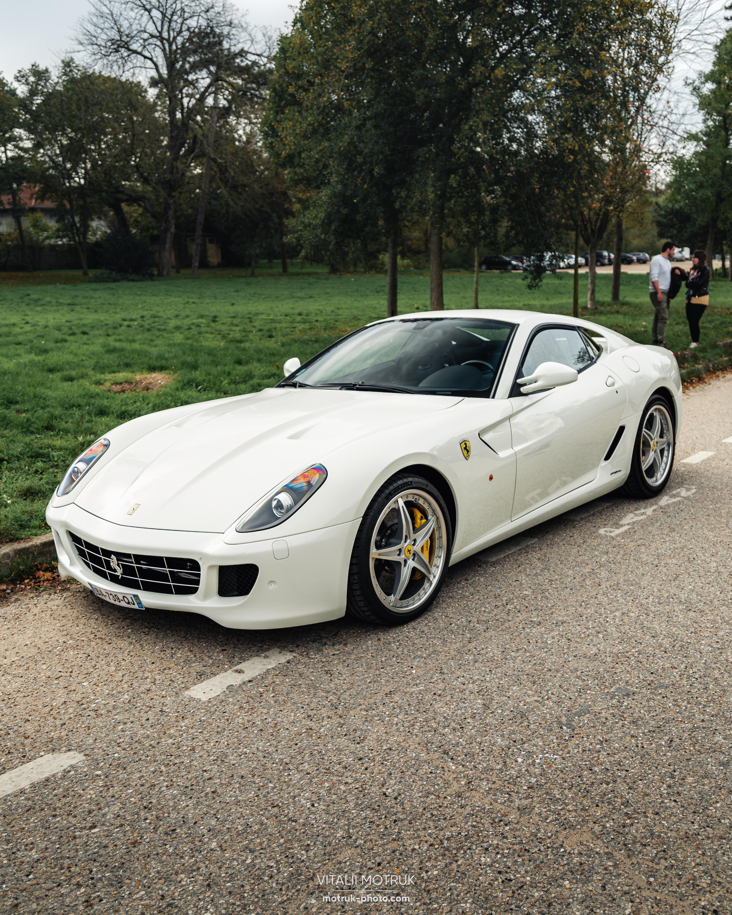 Rassamblement a l’Auteuil. Photographer in Paris — Vitalii Motruk