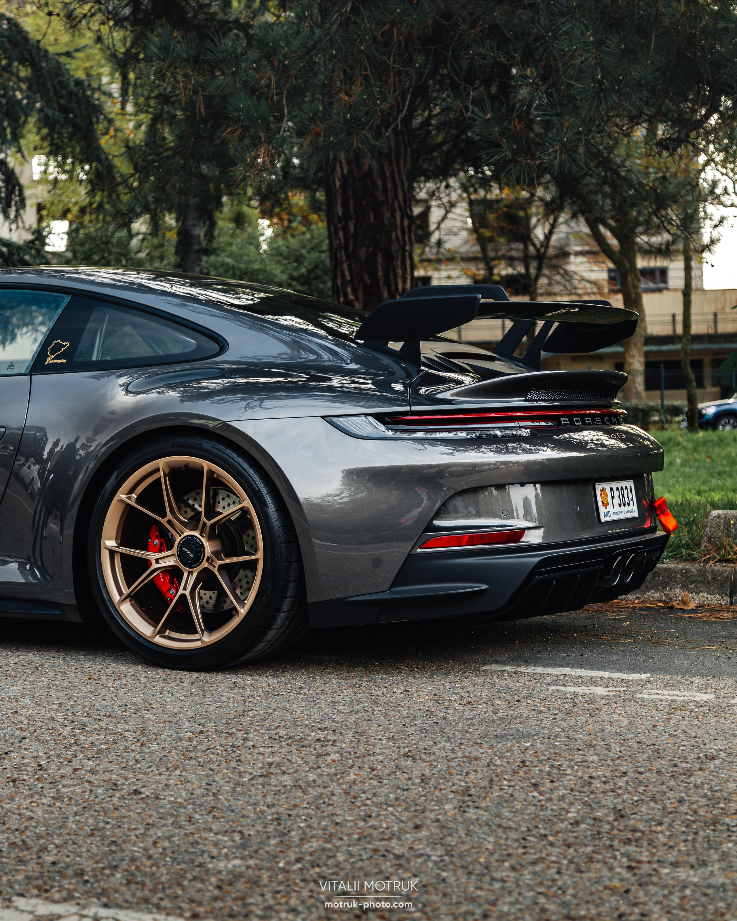 Rassamblement a l’Auteuil. Photographer in Paris — Vitalii Motruk