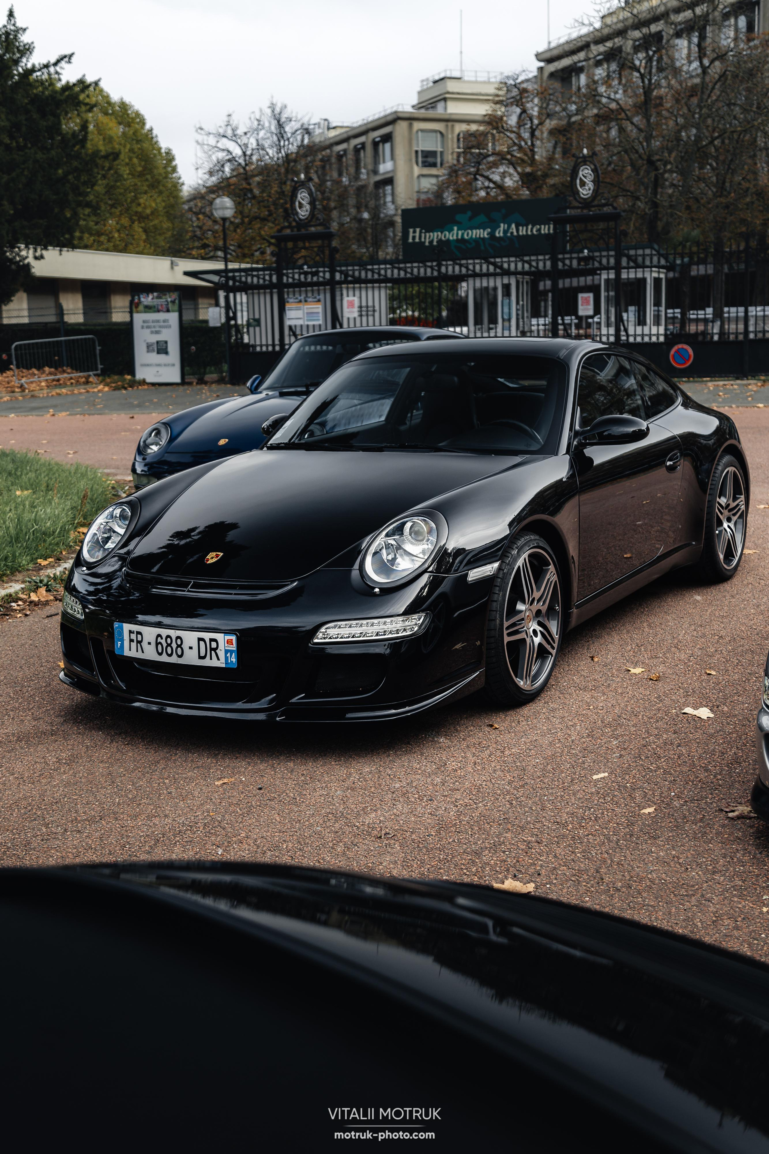 Rassamblement a l’Auteuil. Photographer in Paris — Vitalii Motruk