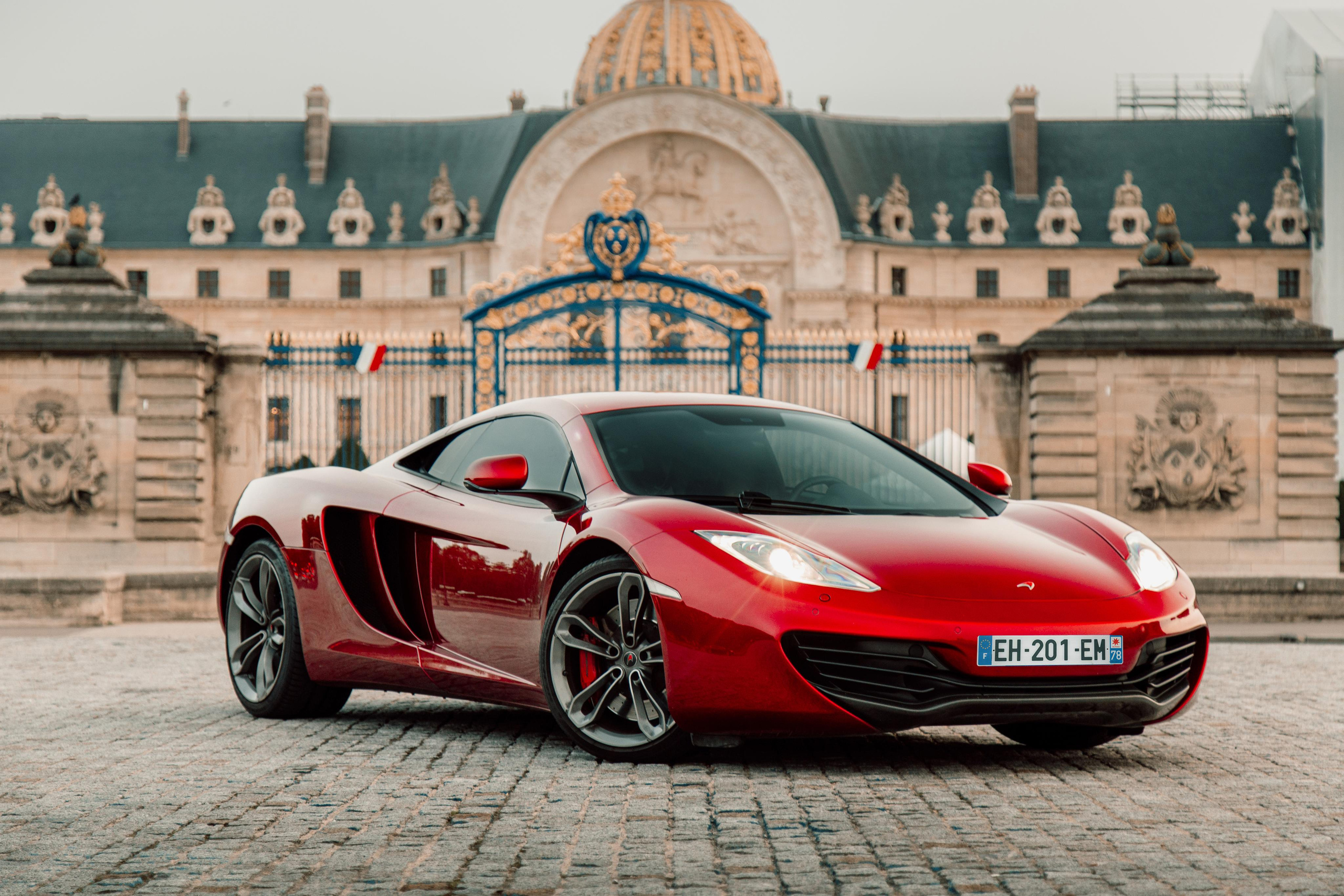 McLaren MP4-12c. Photographer in Paris — Vitalii Motruk