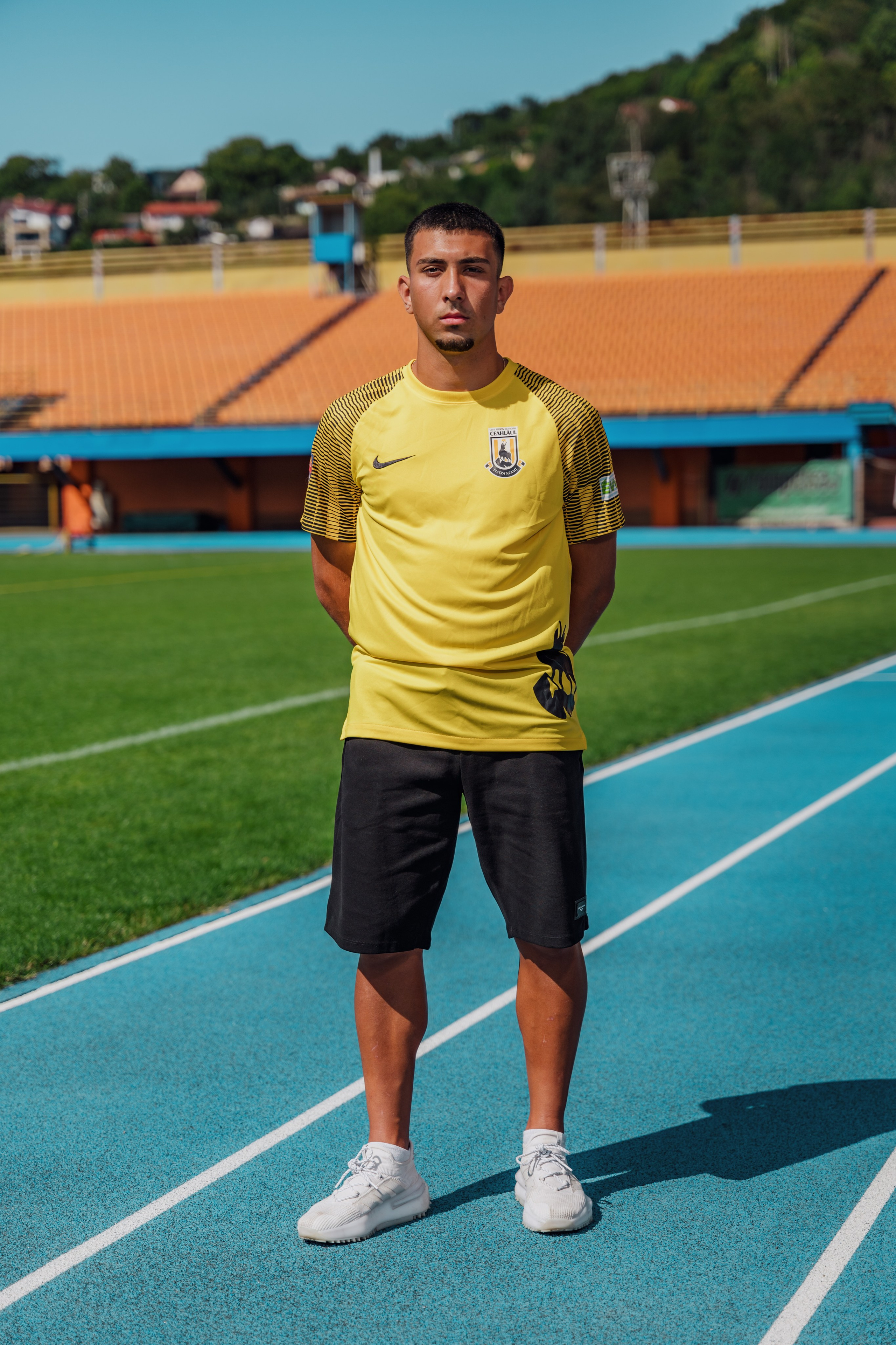 Folha. Dragosbaciuartphotographer