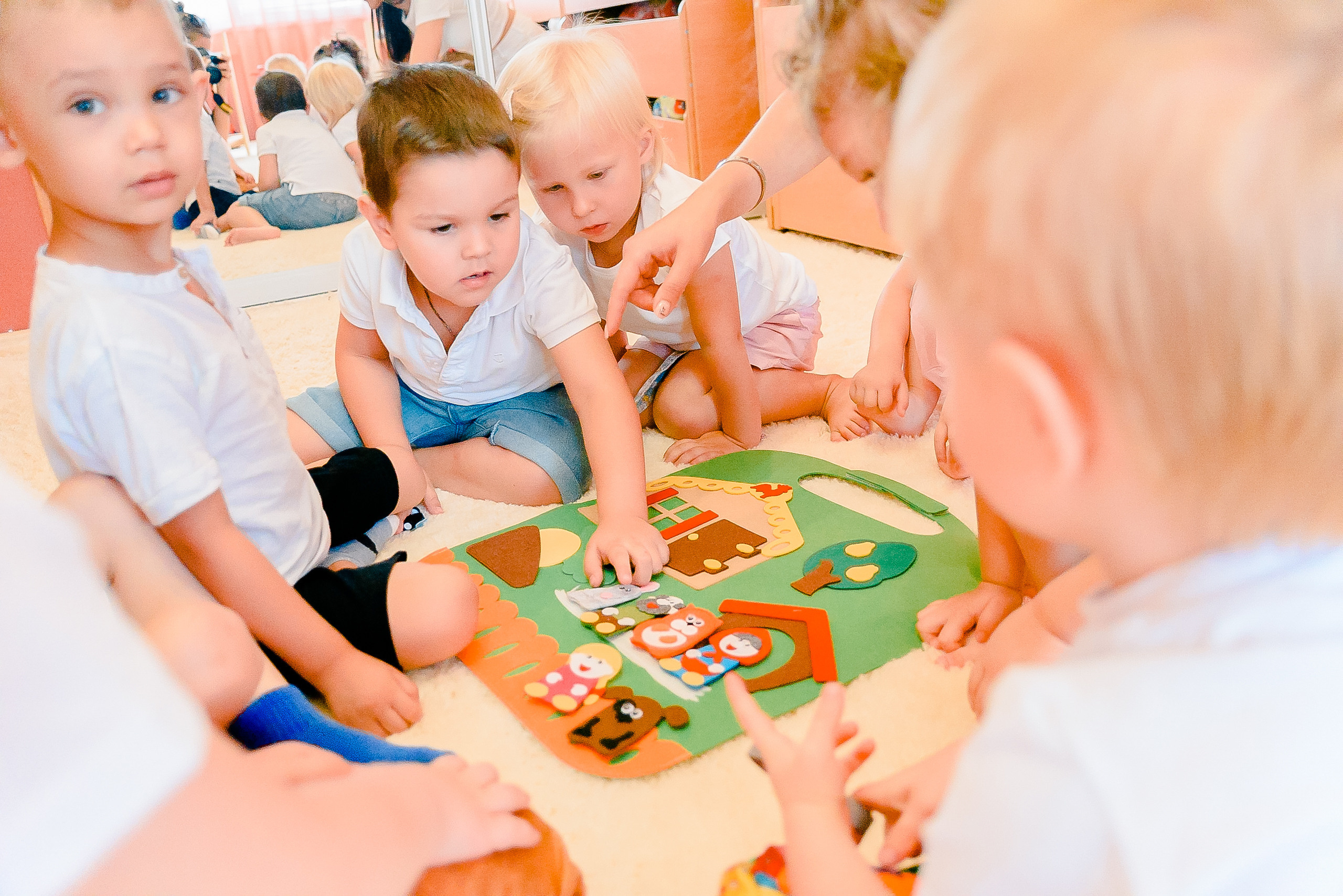 ЧАСТНЫЙ ДЕТСКИЙ САД. МАРИЯ ВАЛУЕВА Фотограф в Ницце, Каннах, Монако, Франции, Европе. Фотограф в Стамбуле