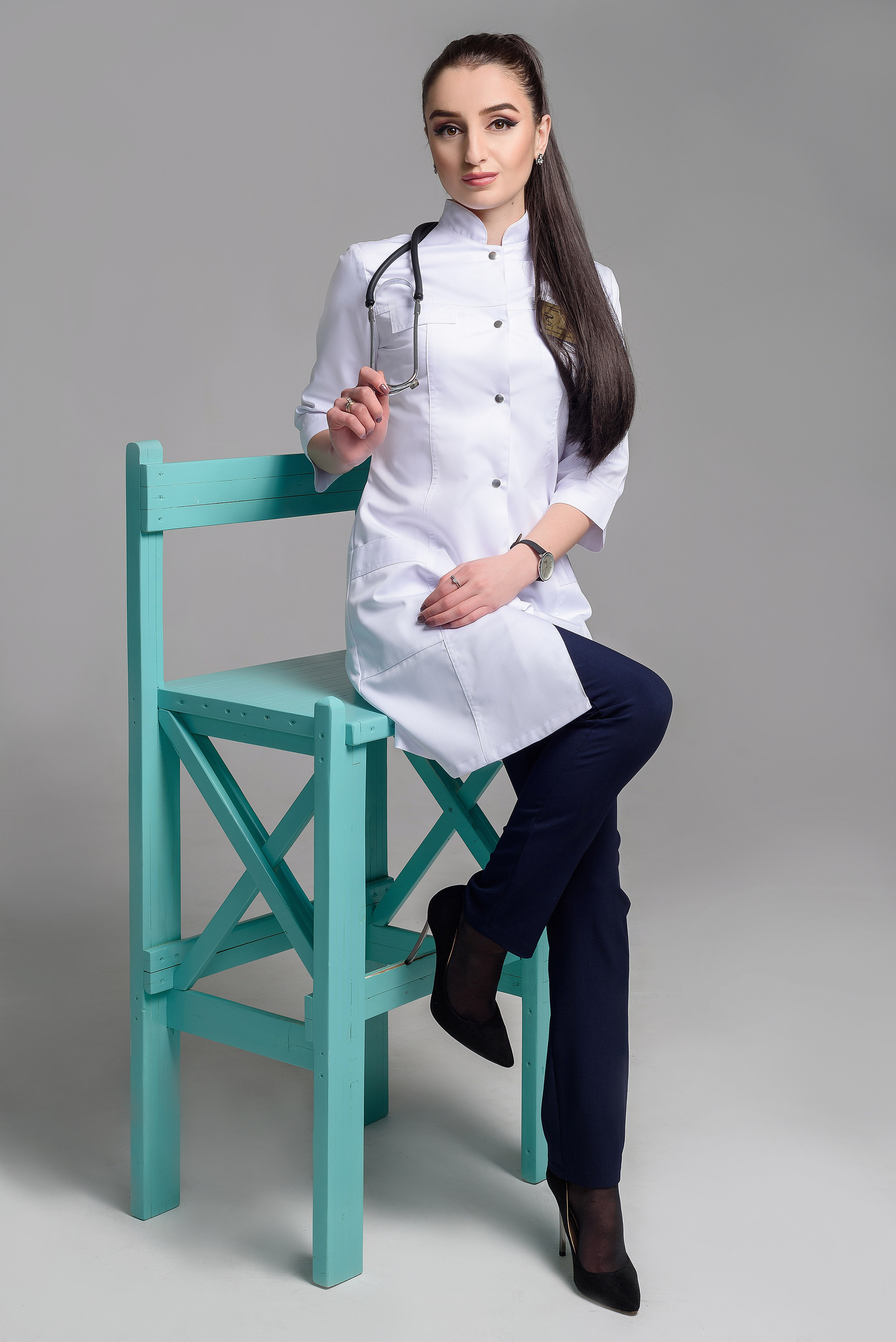 Álbum de fotos de estudio para estudiantes. MARIA VALUEVA Fotógrafo en Niza, Cannes, Monaco, Francia, Europe, Estambul, Turquía