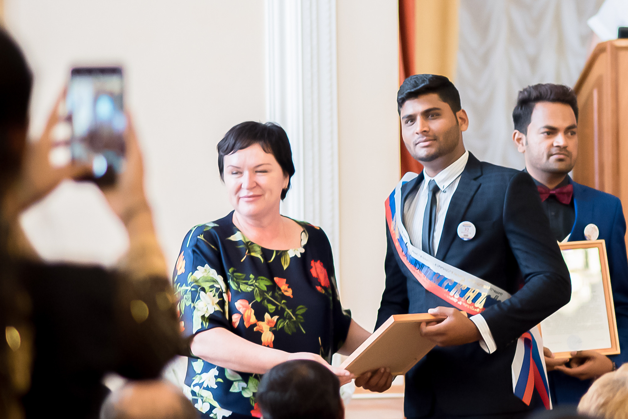 Выпускной Р. и группы. МАРИЯ ВАЛУЕВА Фотограф в Ницце, Каннах, Монако, Франции, Европе. Фотограф в Стамбуле