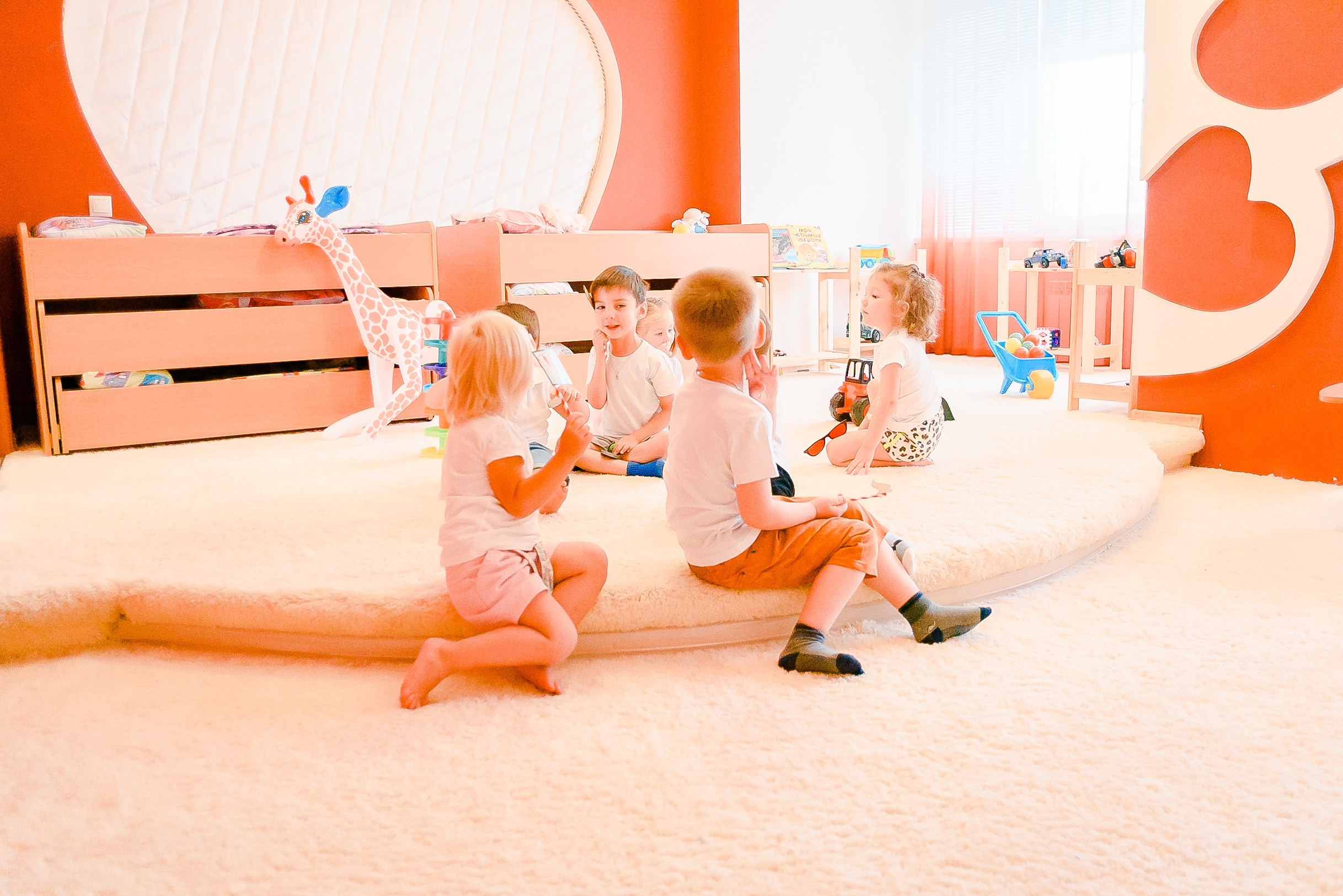 ЧАСТНЫЙ ДЕТСКИЙ САД. МАРИЯ ВАЛУЕВА Фотограф в Ницце, Каннах, Монако, Франции, Европе. Фотограф в Стамбуле