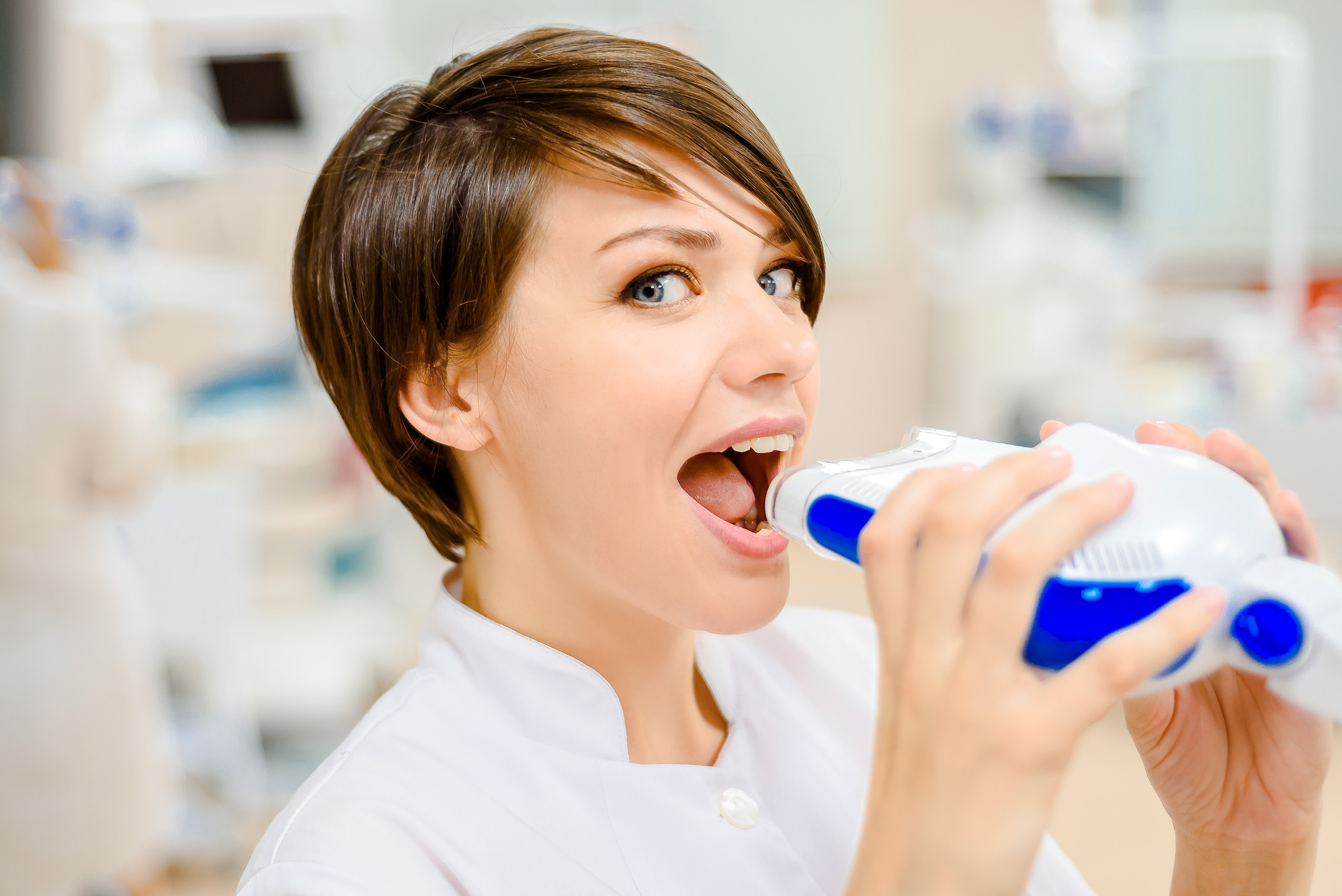 DENTISTA. MARIA VALUEVA Fotógrafo en Niza, Cannes, Monaco, Francia, Europe, Estambul, Turquía