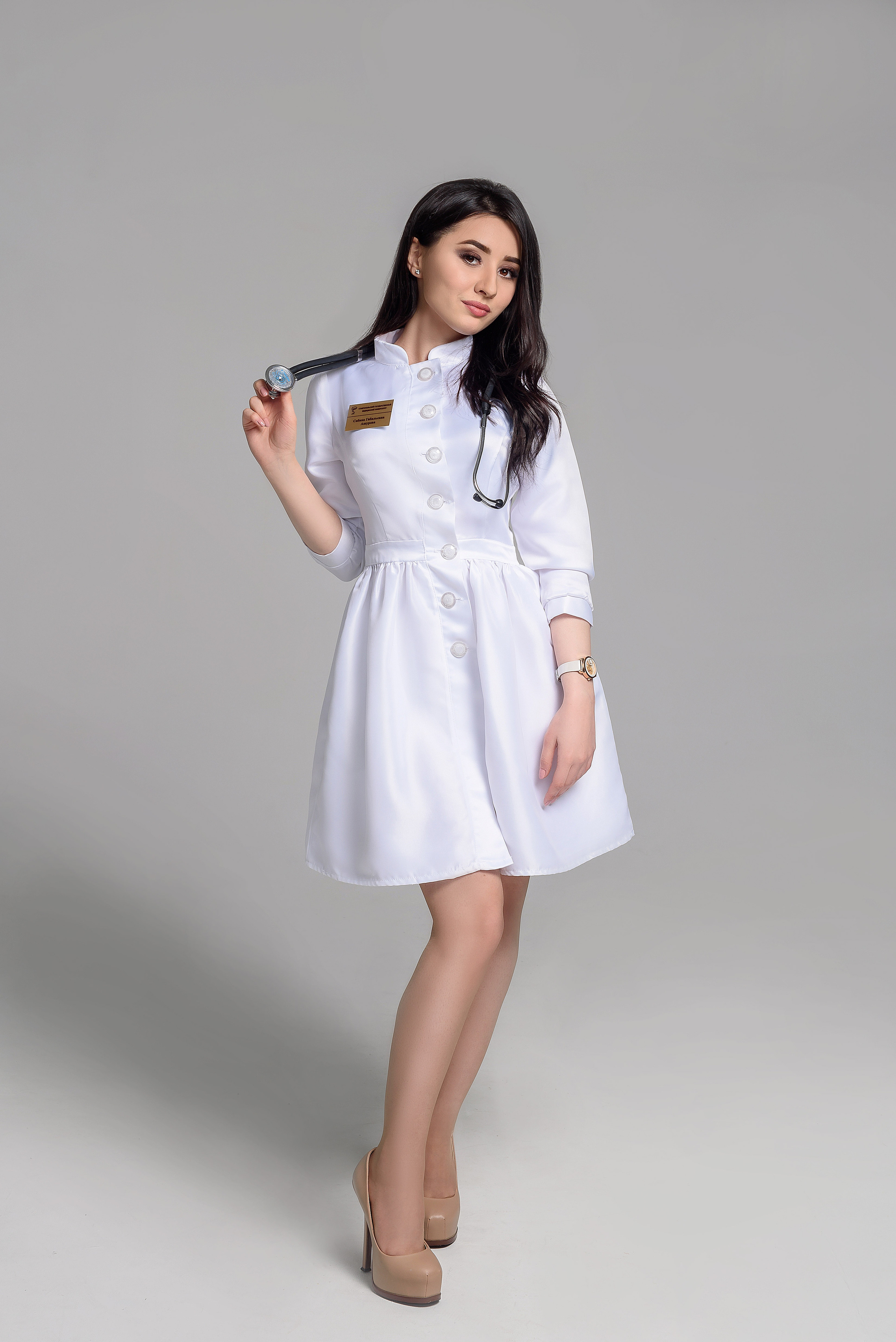 Álbum de fotos de estudio para estudiantes. MARIA VALUEVA Fotógrafo en Niza, Cannes, Monaco, Francia, Europe, Estambul, Turquía