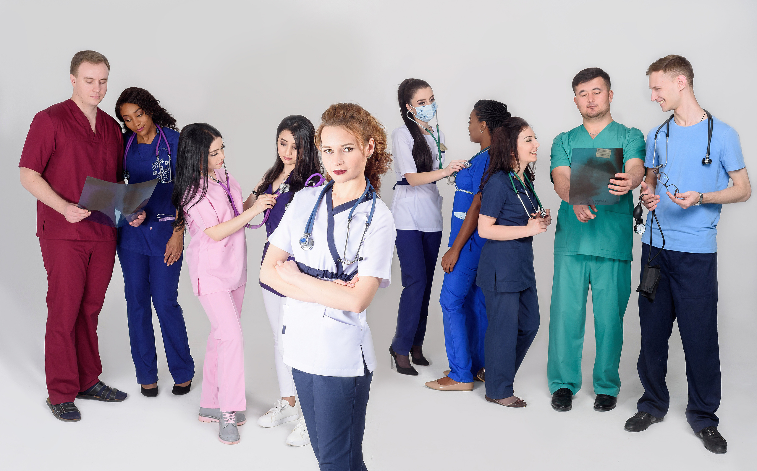 Álbum de fotos de estudio para estudiantes. MARIA VALUEVA Fotógrafo en Niza, Cannes, Monaco, Francia, Europe, Estambul, Turquía