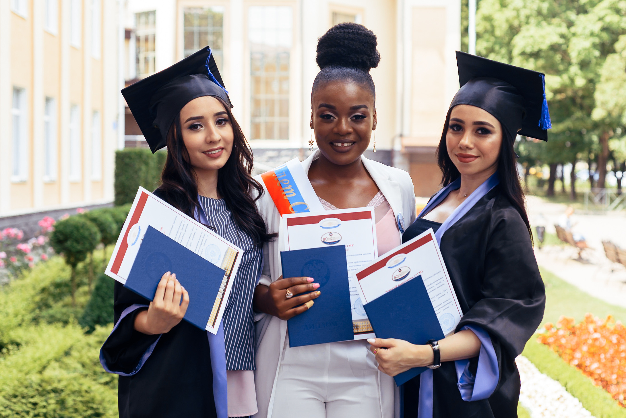 Graduation of S. and the group. MARIA VALUEVA Photographer in Nice, Cannes, Monaco, France, Europe, Istanbul, Turkey