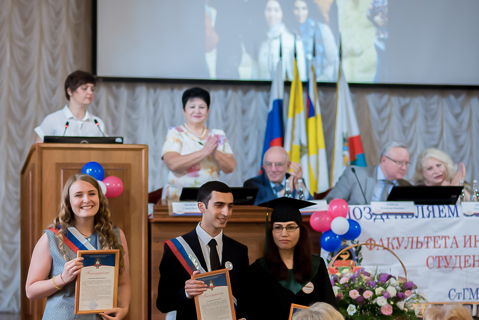 Выпускной Р. и группы. МАРИЯ ВАЛУЕВА Фотограф в Ницце, Каннах, Монако, Франции, Европе. Фотограф в Стамбуле