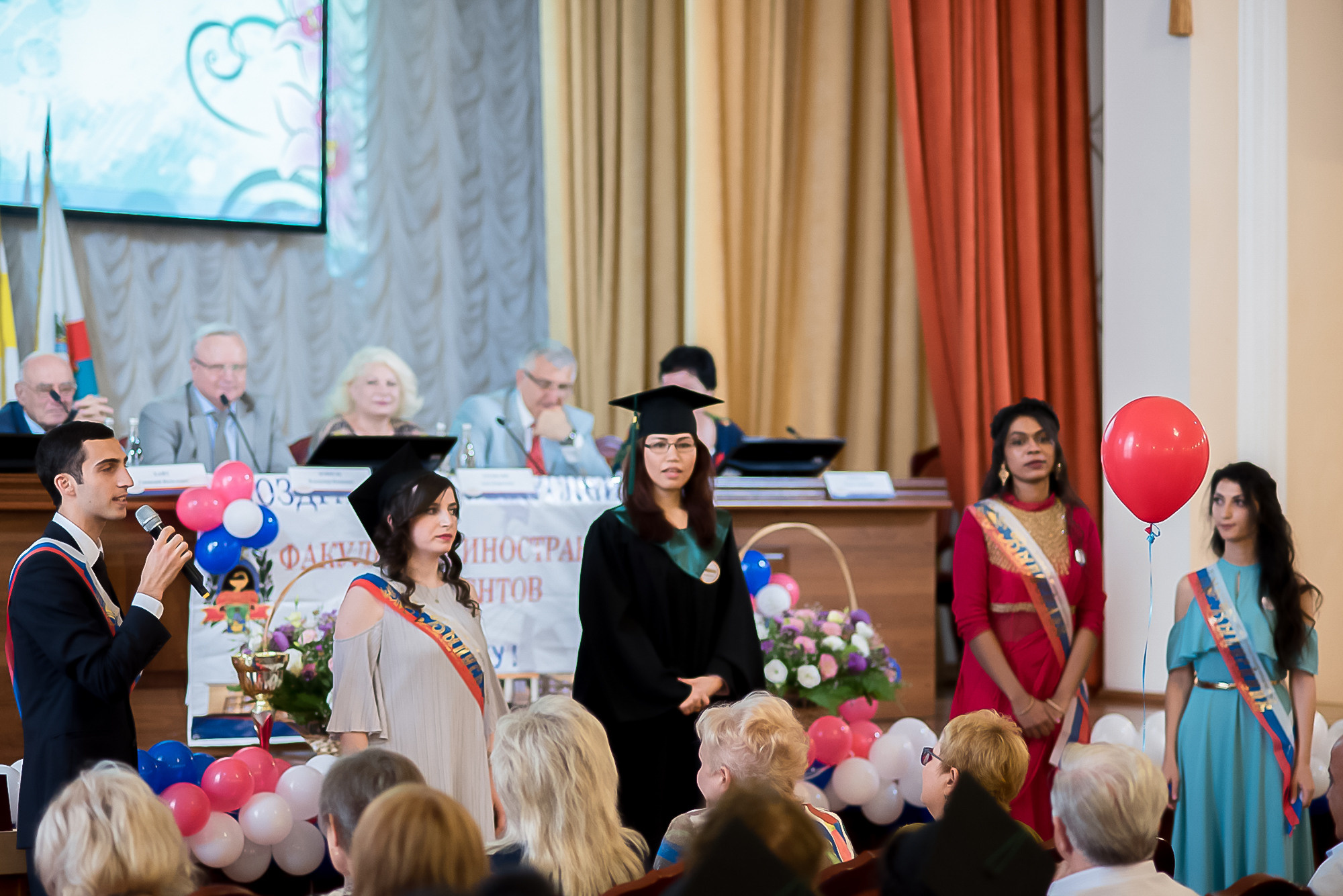 Выпускной Р. и группы. МАРИЯ ВАЛУЕВА Фотограф в Ницце, Каннах, Монако, Франции, Европе. Фотограф в Стамбуле