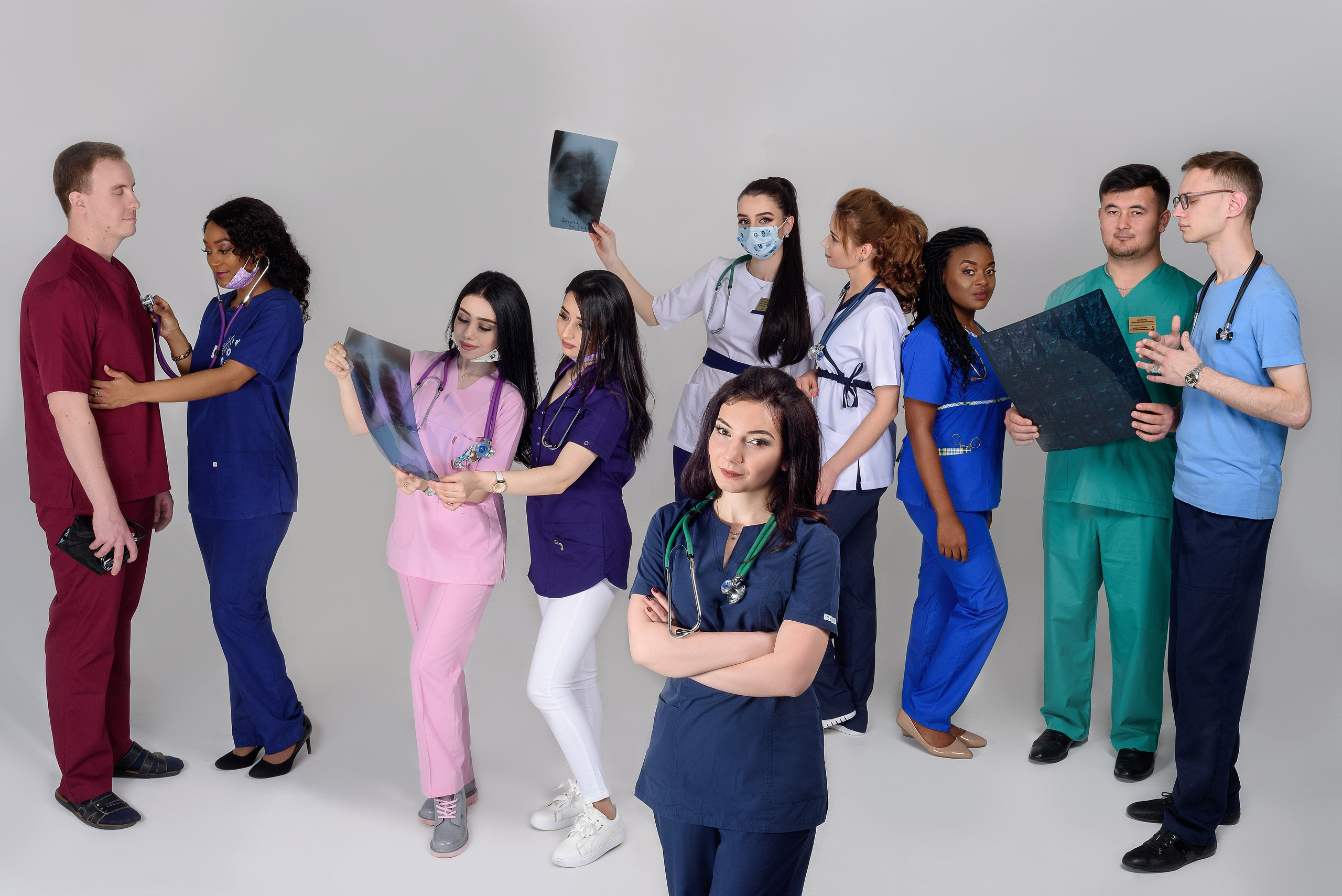 Álbum de fotos de estudio para estudiantes. MARIA VALUEVA Fotógrafo en Niza, Cannes, Monaco, Francia, Europe, Estambul, Turquía