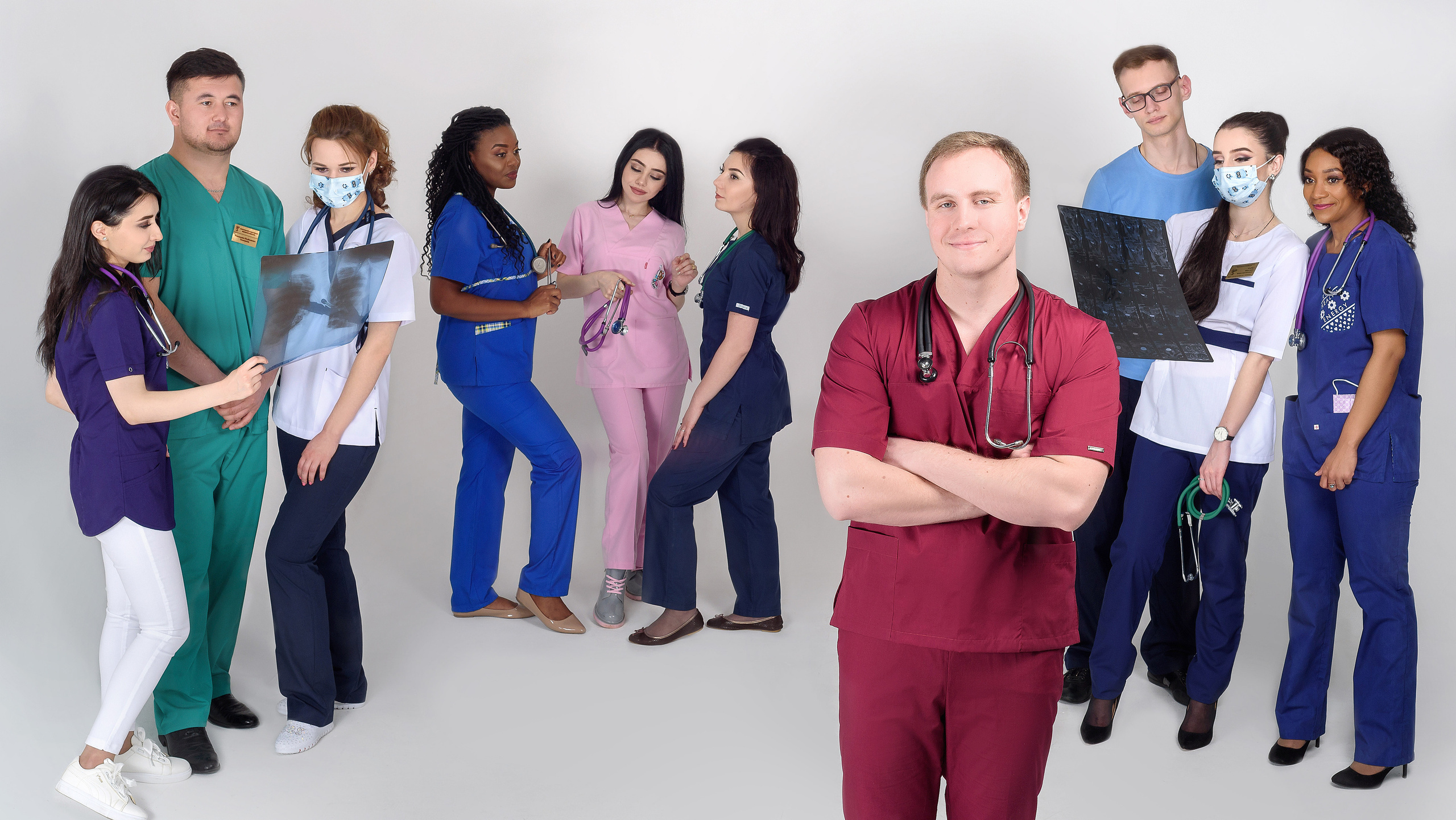 Álbum de fotos de estudio para estudiantes. MARIA VALUEVA Fotógrafo en Niza, Cannes, Monaco, Francia, Europe, Estambul, Turquía