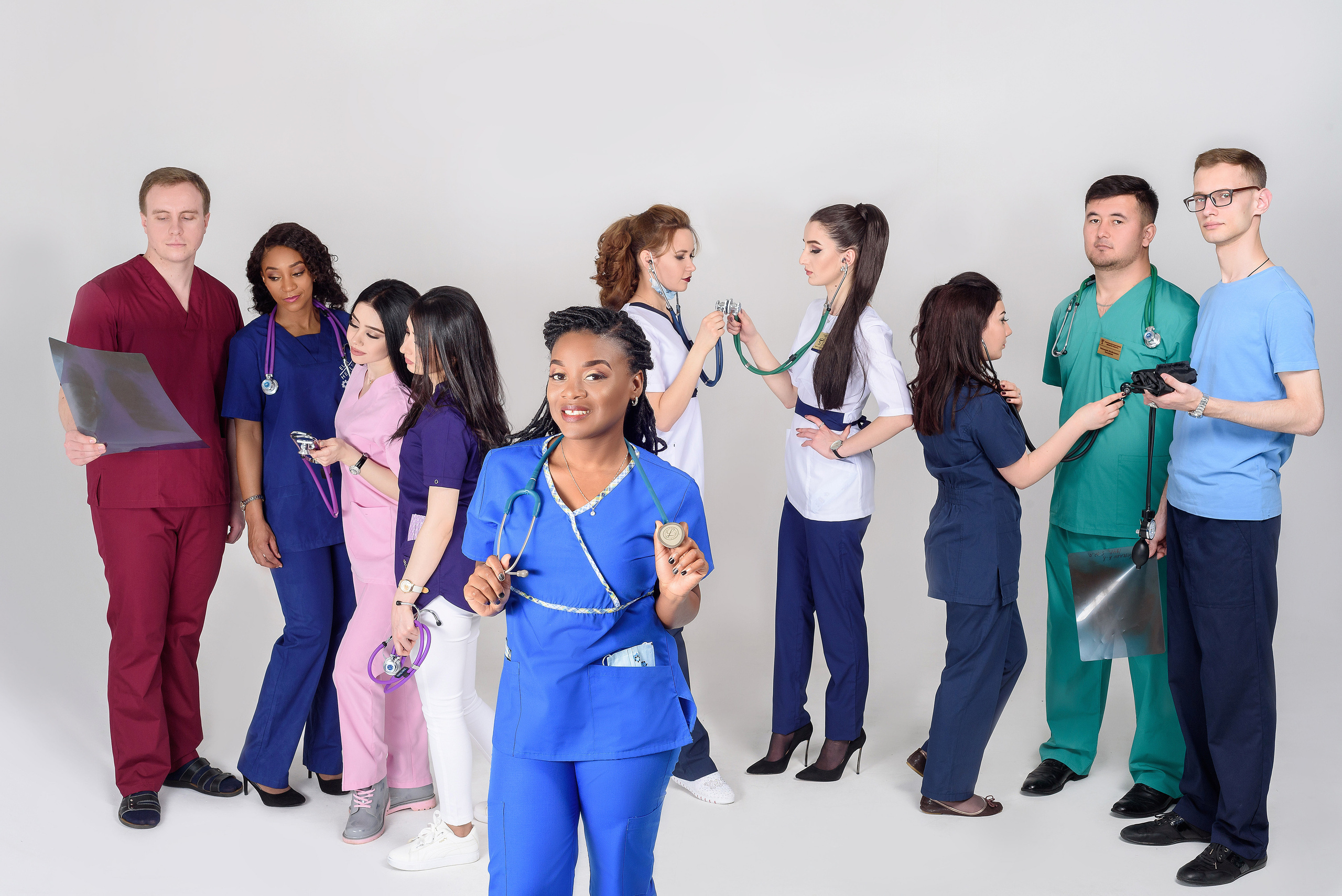 Álbum de fotos de estudio para estudiantes. MARIA VALUEVA Fotógrafo en Niza, Cannes, Monaco, Francia, Europe, Estambul, Turquía