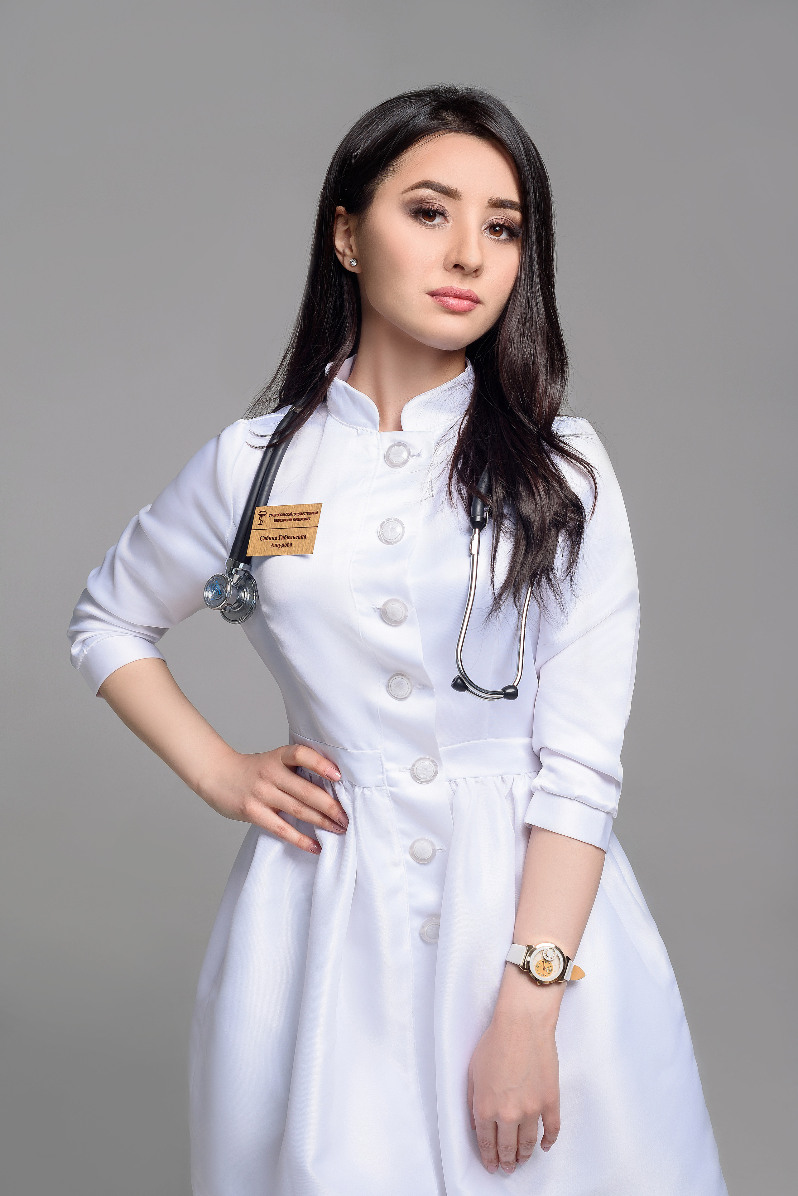 Álbum de fotos de estudio para estudiantes. MARIA VALUEVA Fotógrafo en Niza, Cannes, Monaco, Francia, Europe, Estambul, Turquía