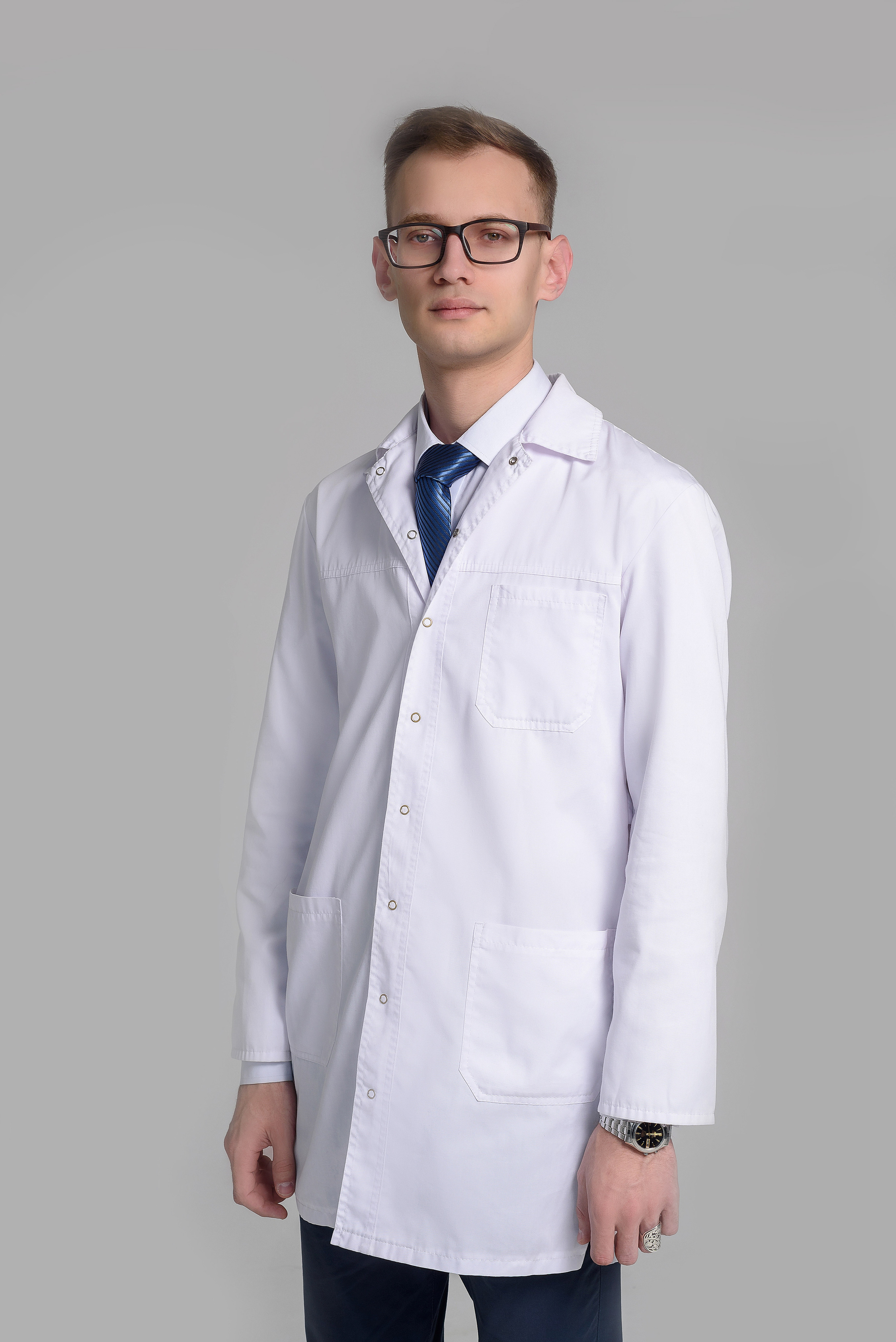 Álbum de fotos de estudio para estudiantes. MARIA VALUEVA Fotógrafo en Niza, Cannes, Monaco, Francia, Europe, Estambul, Turquía