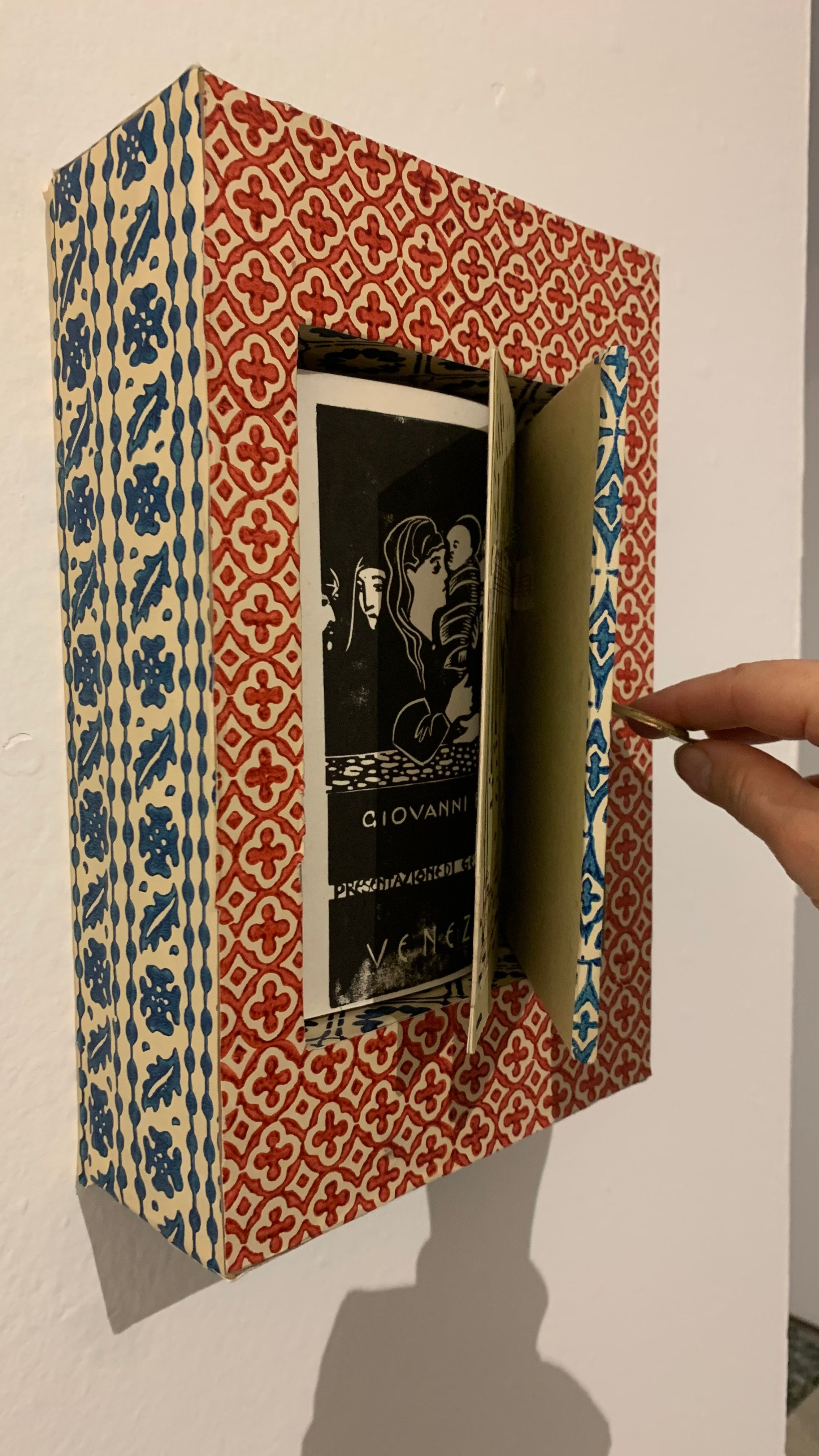 Paper artwork unique 