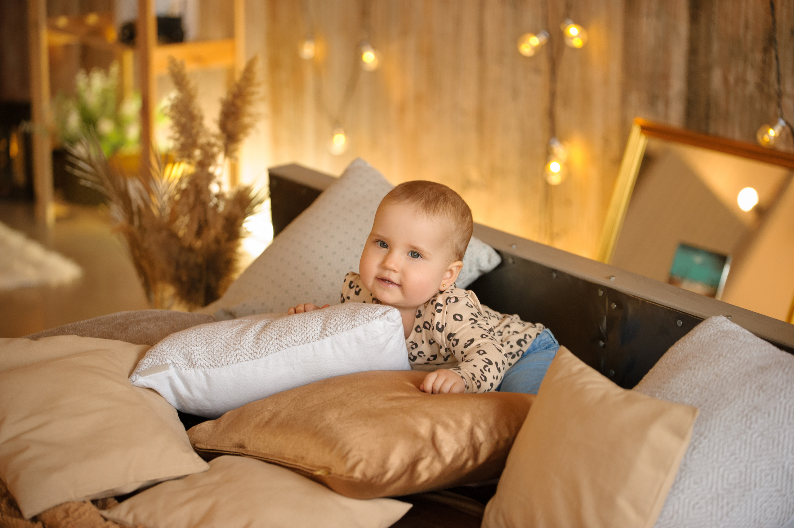 Студийная фотосессия Полины с родителями. Семейный фотограф в Кишинёве THOMAS SHTIFT