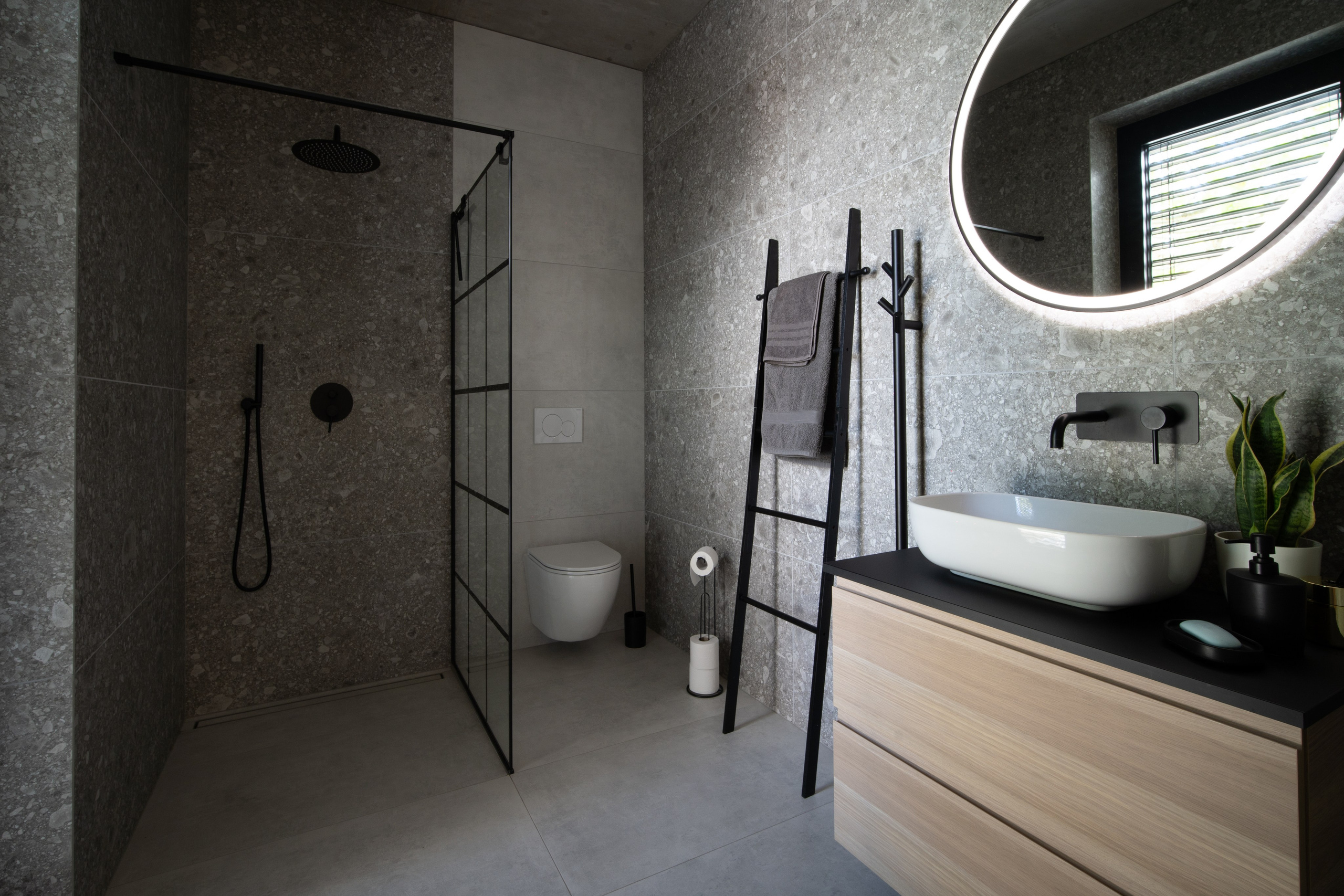 BEŽECKÁ 11. Photographer and videographer in Norway and Slovakia Andrea Zemko