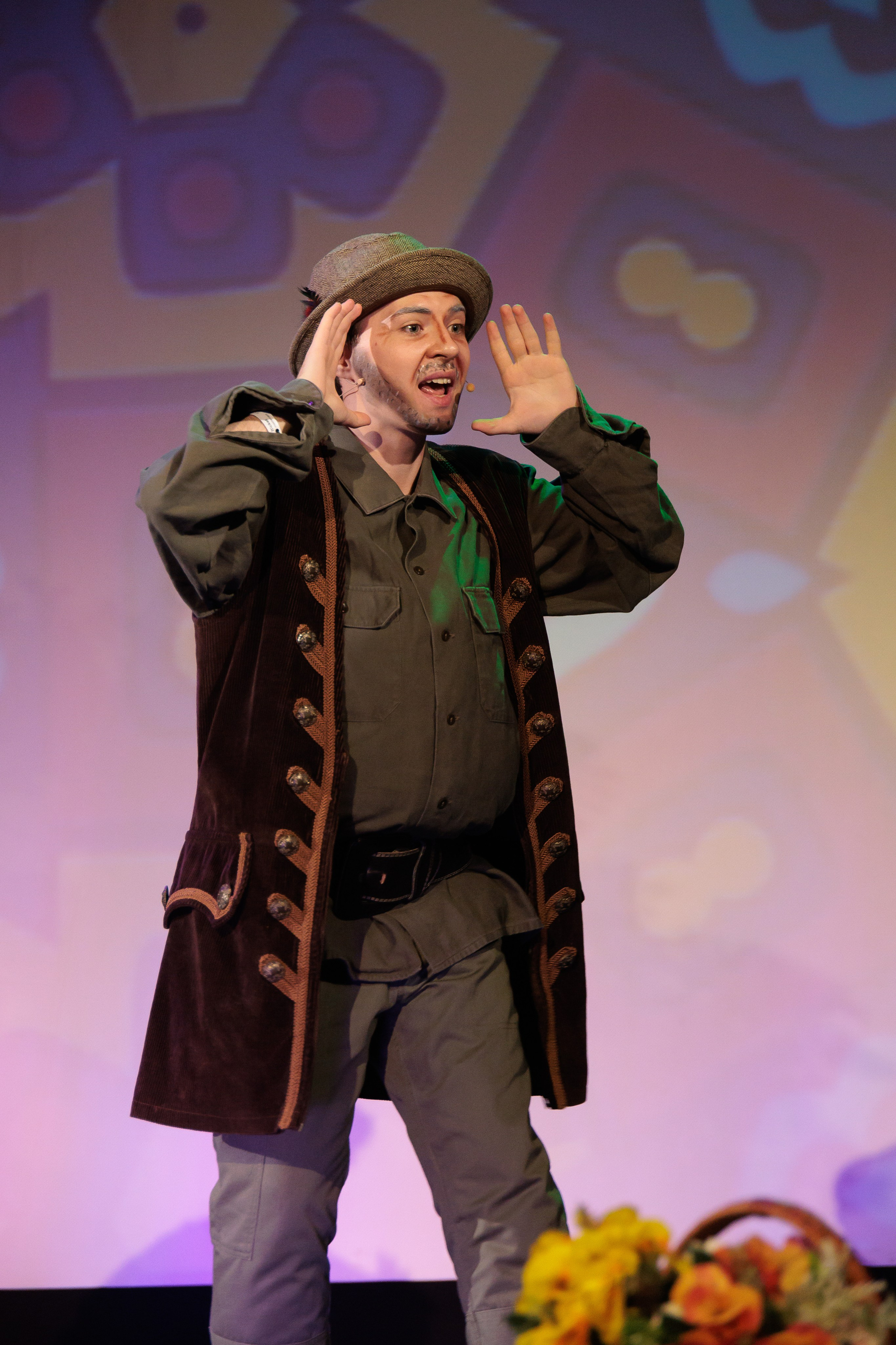 Povestea Scufita Rosie. Clounella. ✔️ Servicii foto si video in Chisinau Moldova - Cinematic.md