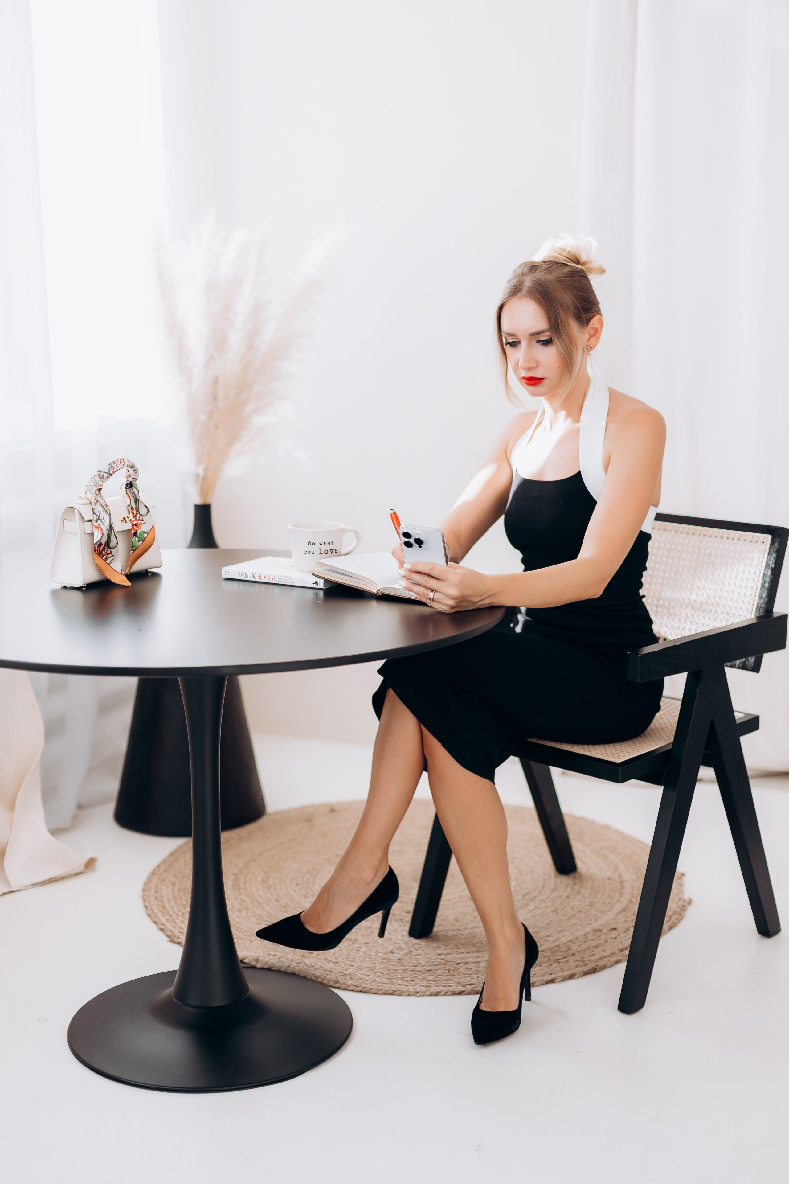 Anastasia (business portrait). Wedding and Family Photograph