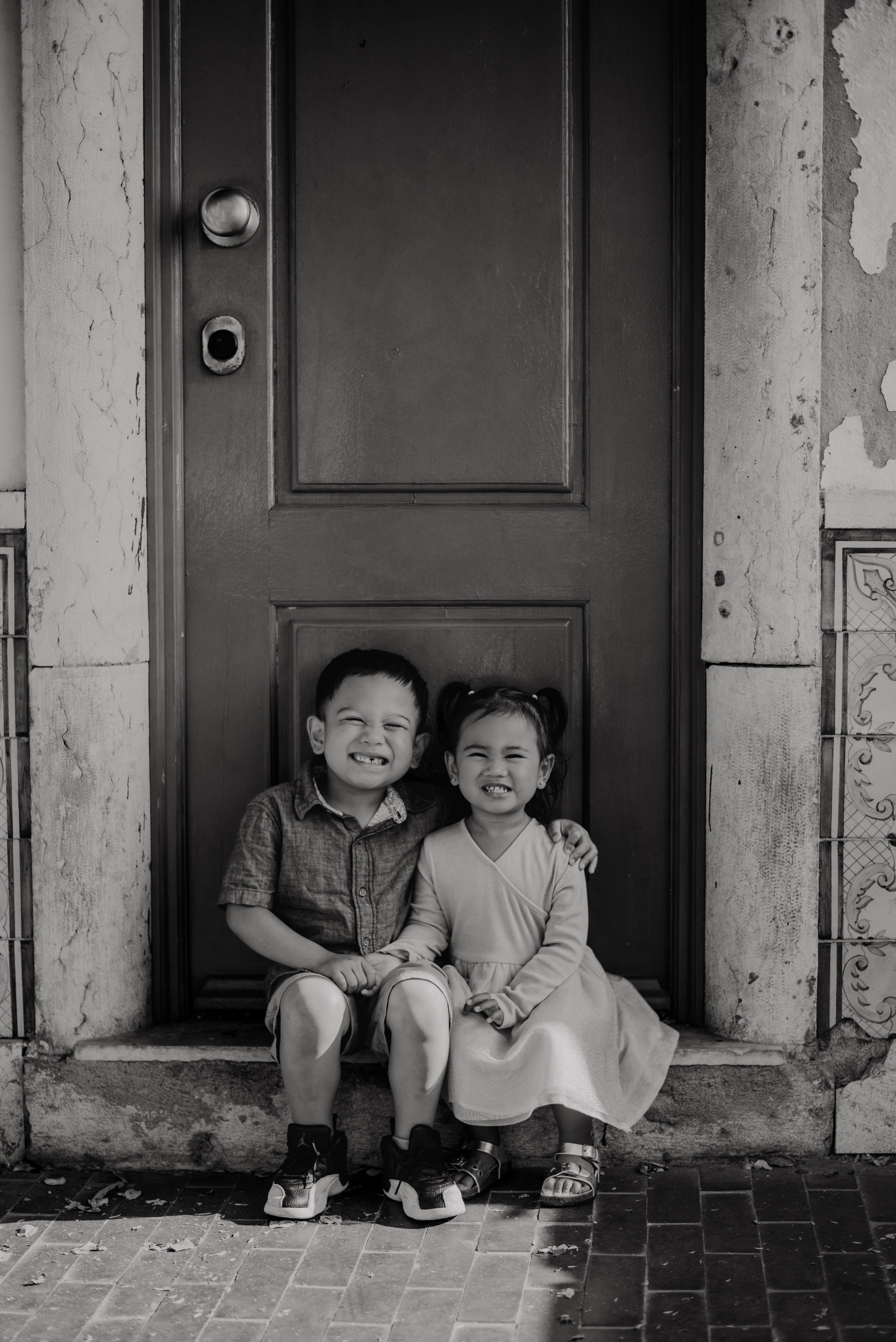 Joy and Family. Lifestyle, wedding and family photographer