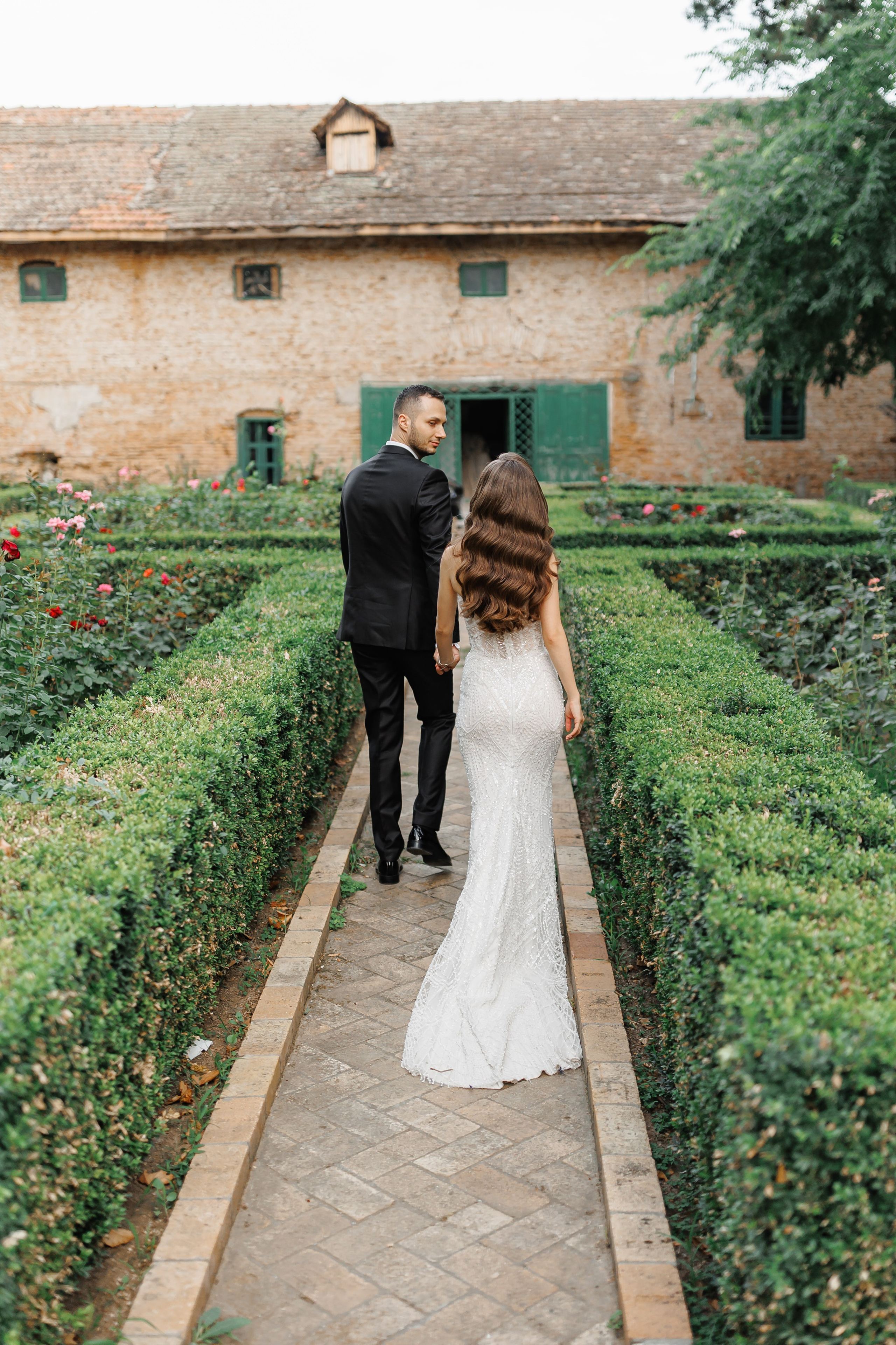 After Wedding Bianca + Nicu | Trash the dress Bucuresti | Domeniul Manasia. Fotograf nunta Bucuresti - Manu Ivanciu