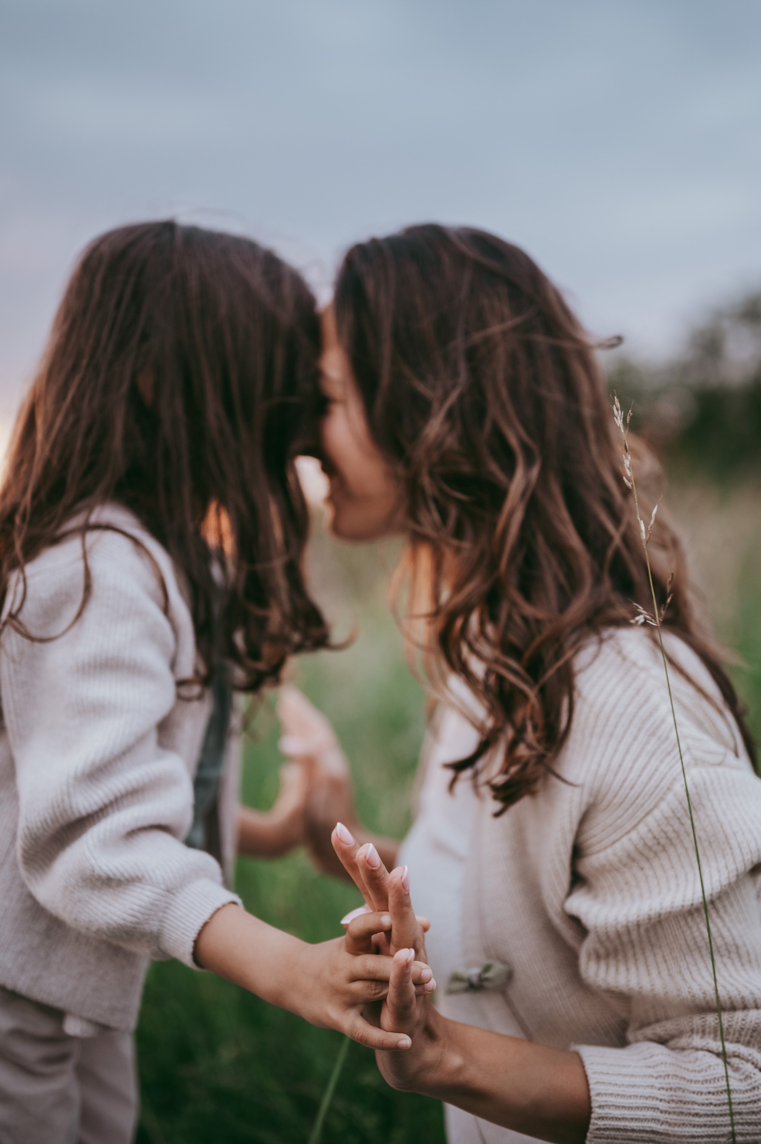 Bojana i Srna / mammy and me photosession. Deciji i porodicni fotograf u Beogradu Oksana Skendzic