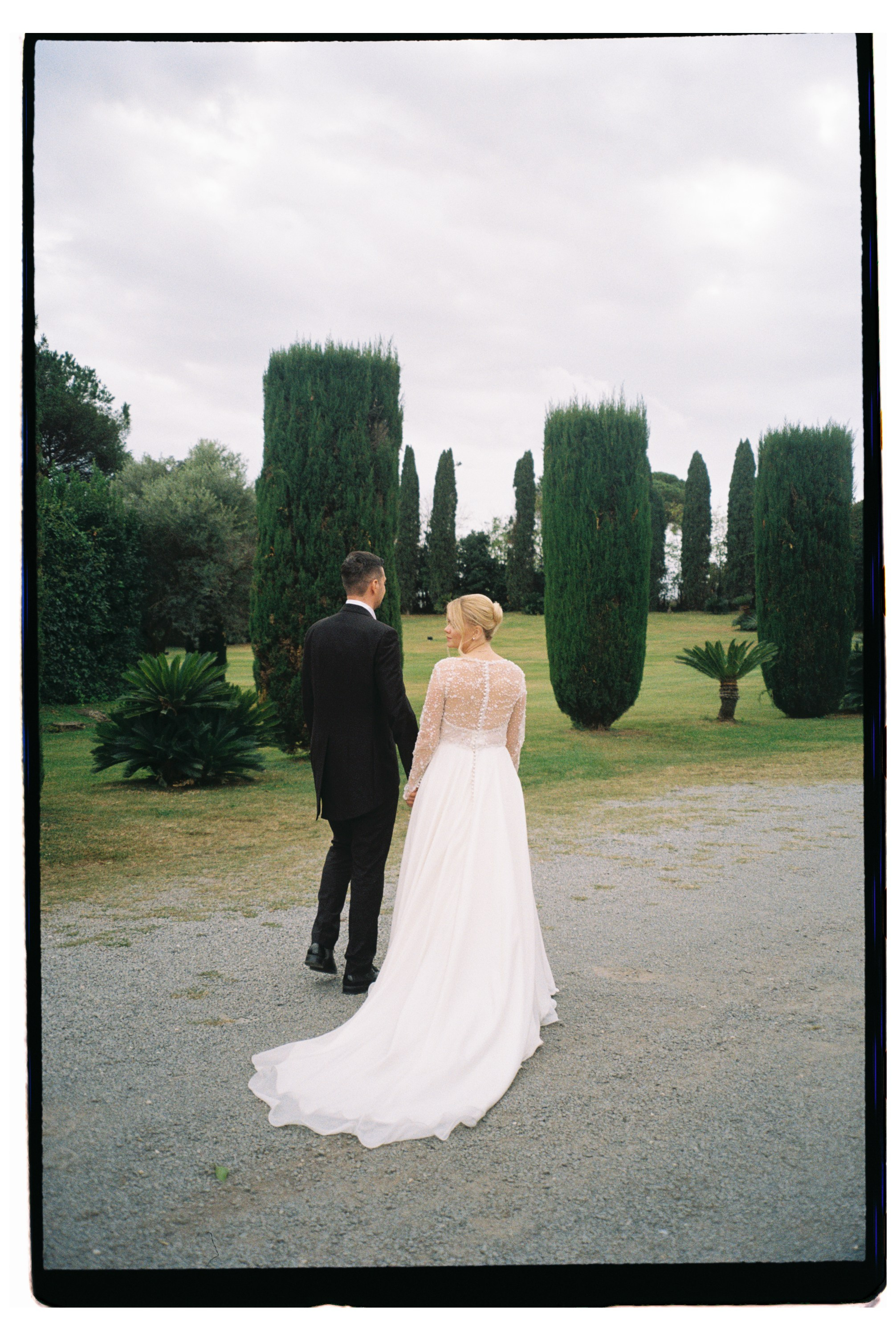 Film 35 mm. Wedding Photographer Rome Tuscany Como Sicily Puglia Amalfy Italy- Oksana Savenchuk