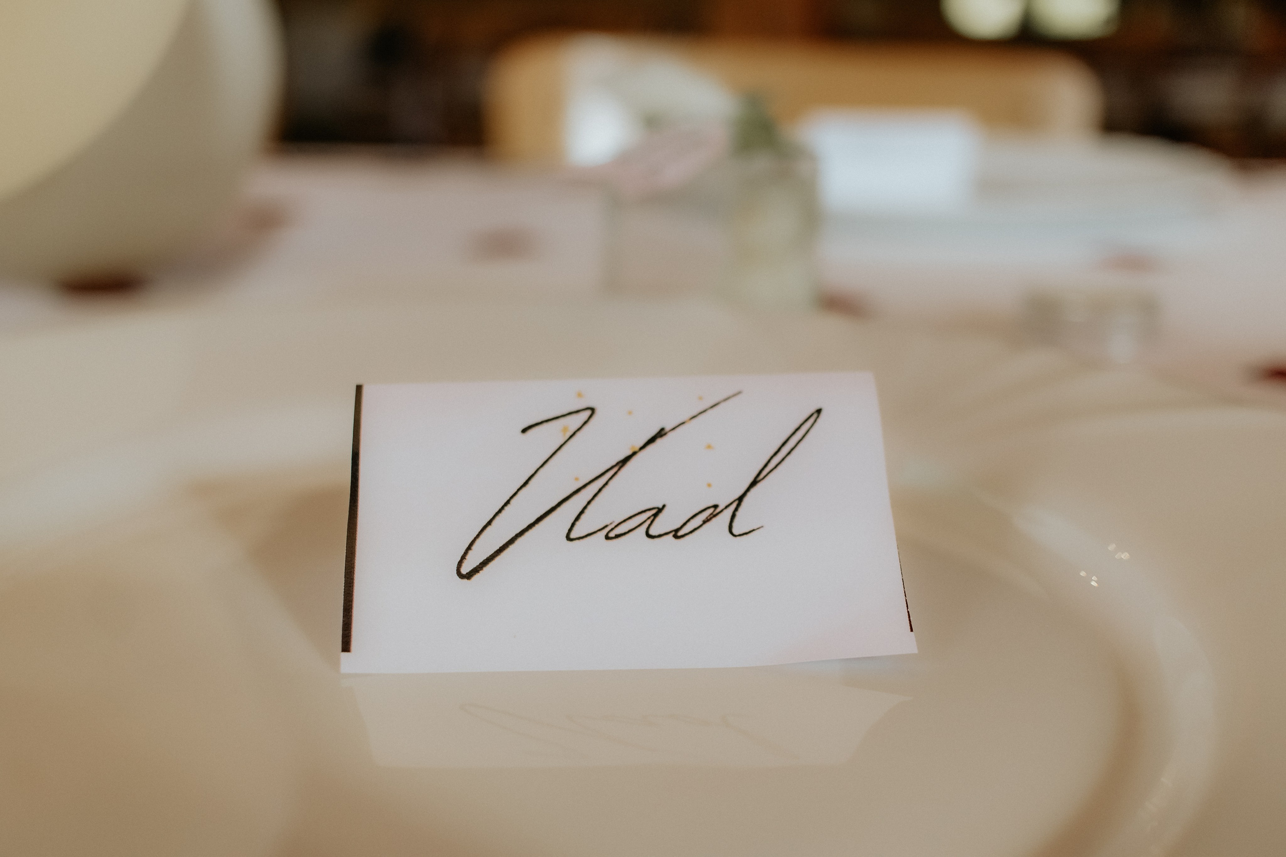 Razvan. Fotograf si videograf — evenimente si studio