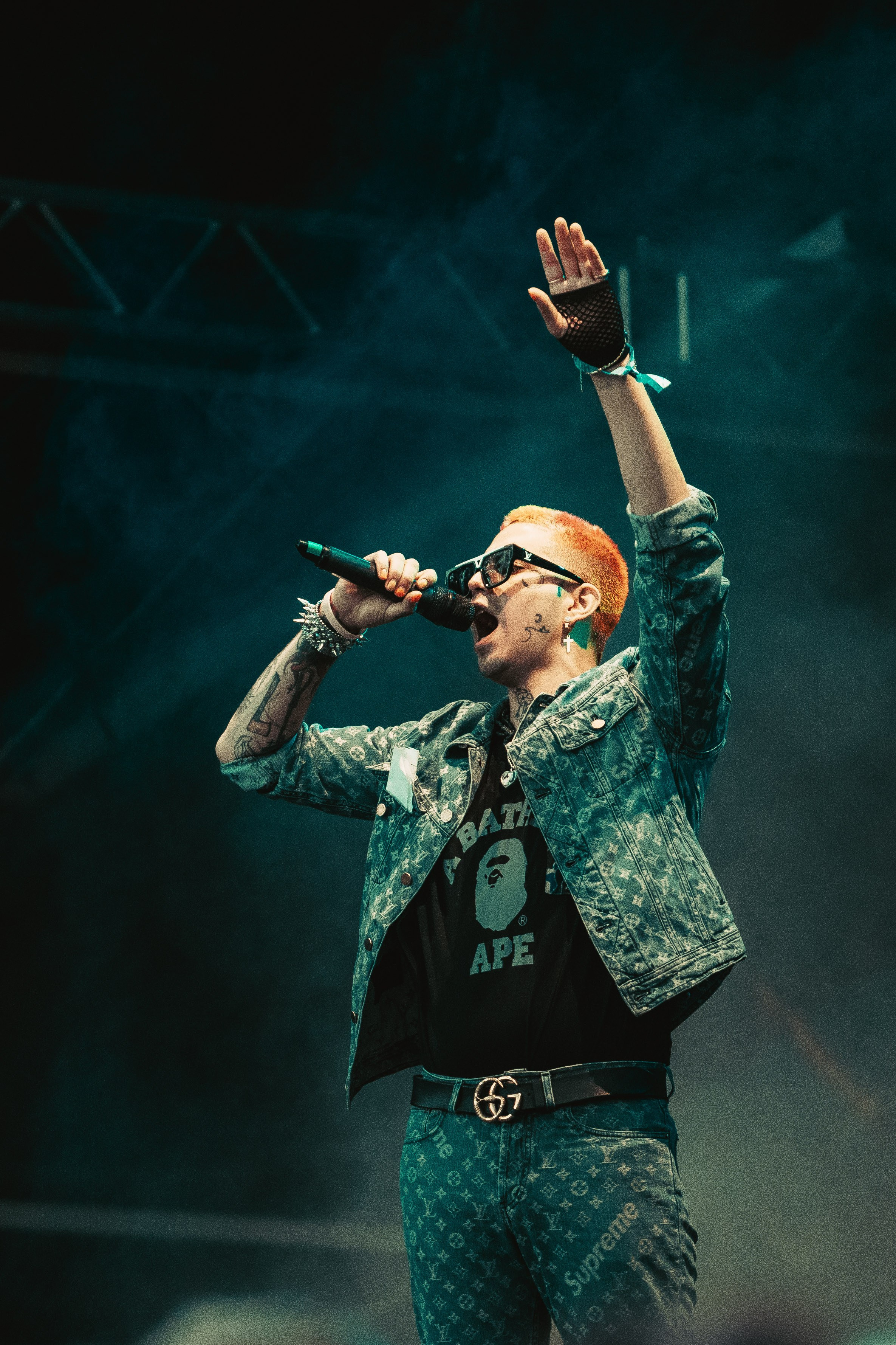 Festarit. VEKE MEDIA