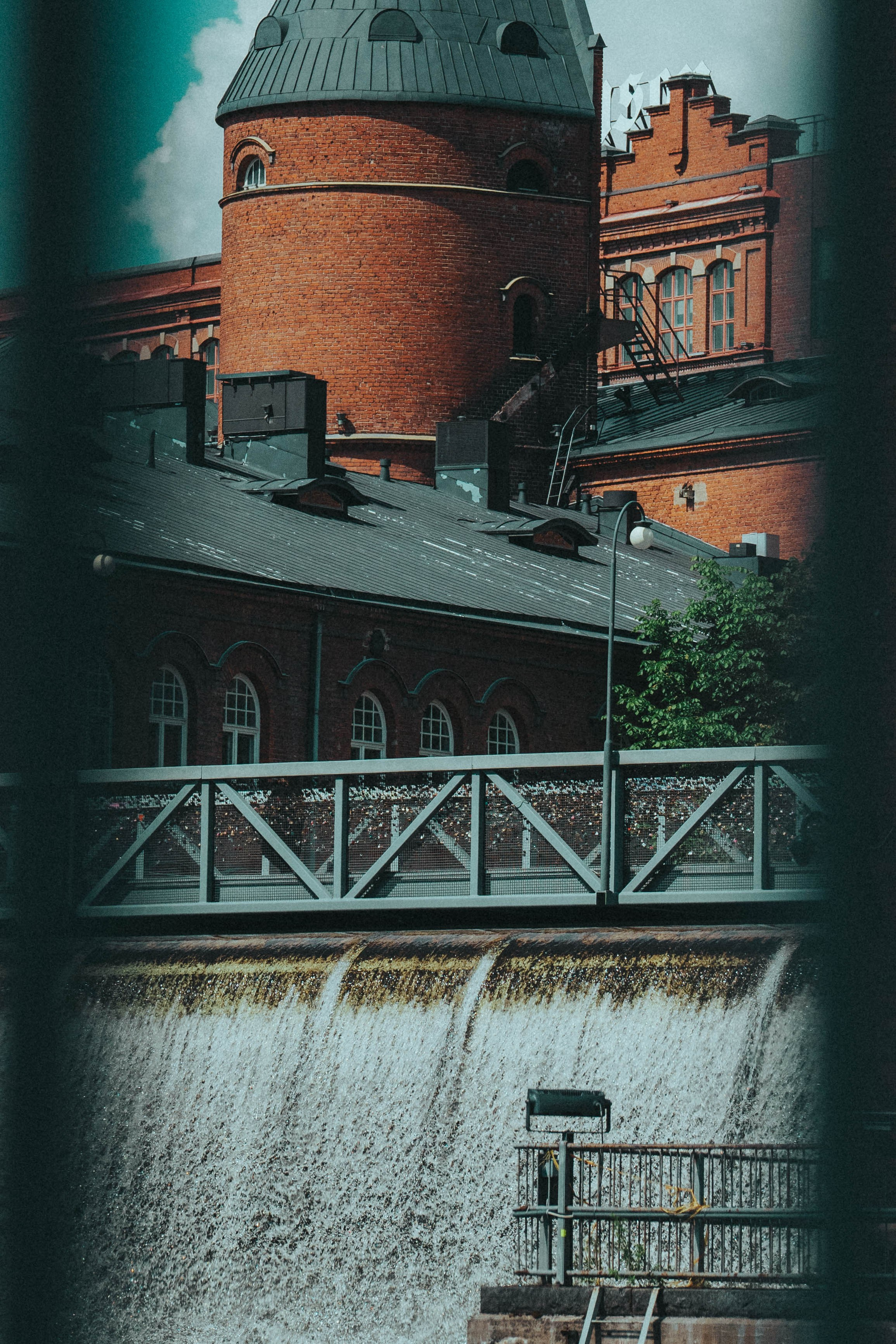 Streetphoto. VEKE MEDIA