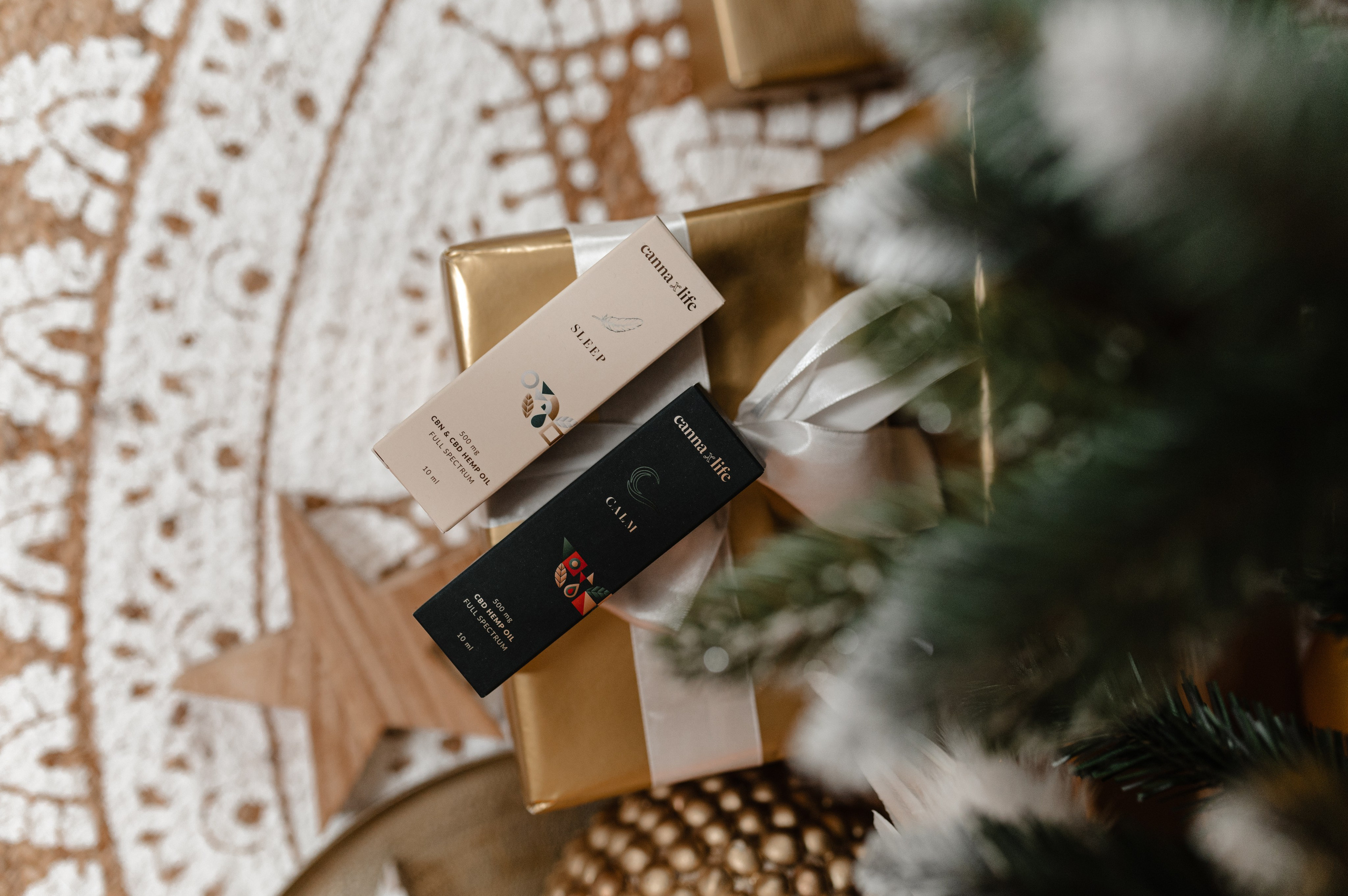CannaXlife CBD products. ANNA-MARIA PHOTO CONTENT CREATOR — фотограф, естет, художник і візуальний експерт Instagram у Празі