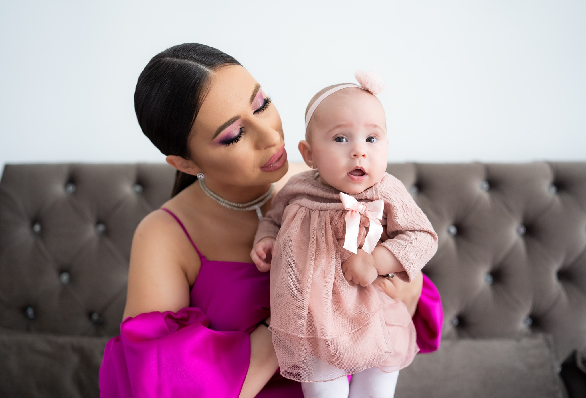 Fotografii de Botez Pline de Emoție pentru Sasha și Familie