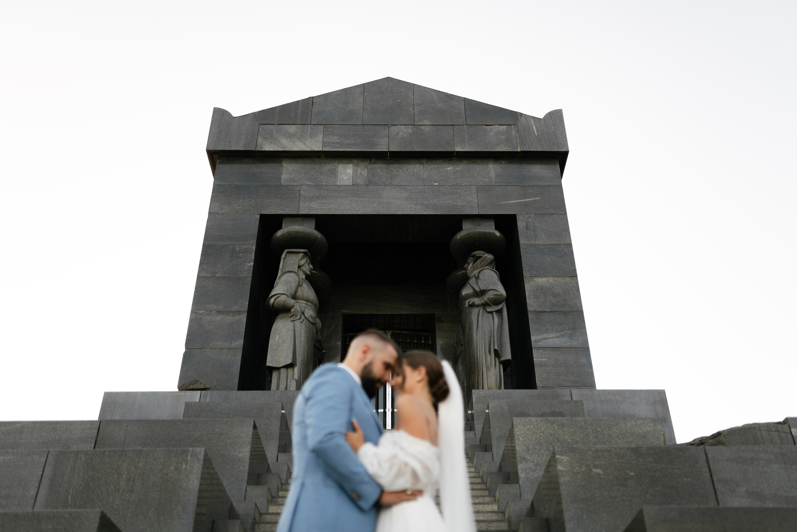 M&D|Between City Lights and Hidden Oasis. Black Sheep Produkcija| Wedding Photography and Wedding Films, based in Kragujevac, Europe / Fotograf i videograf, Kragujevac, Srbija