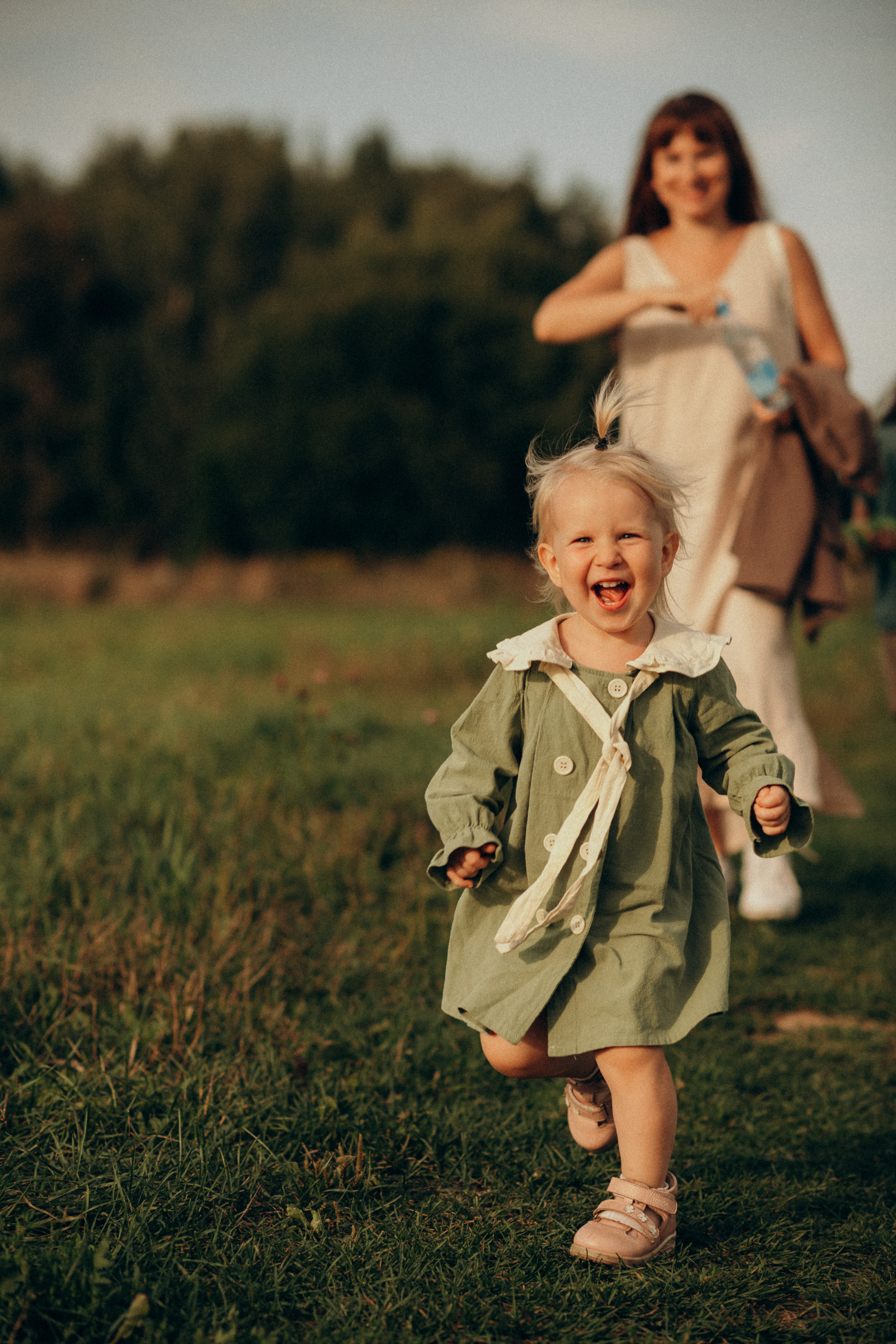 Families. Wedding & Family photographer in County Donegal and Dublin, Ireland